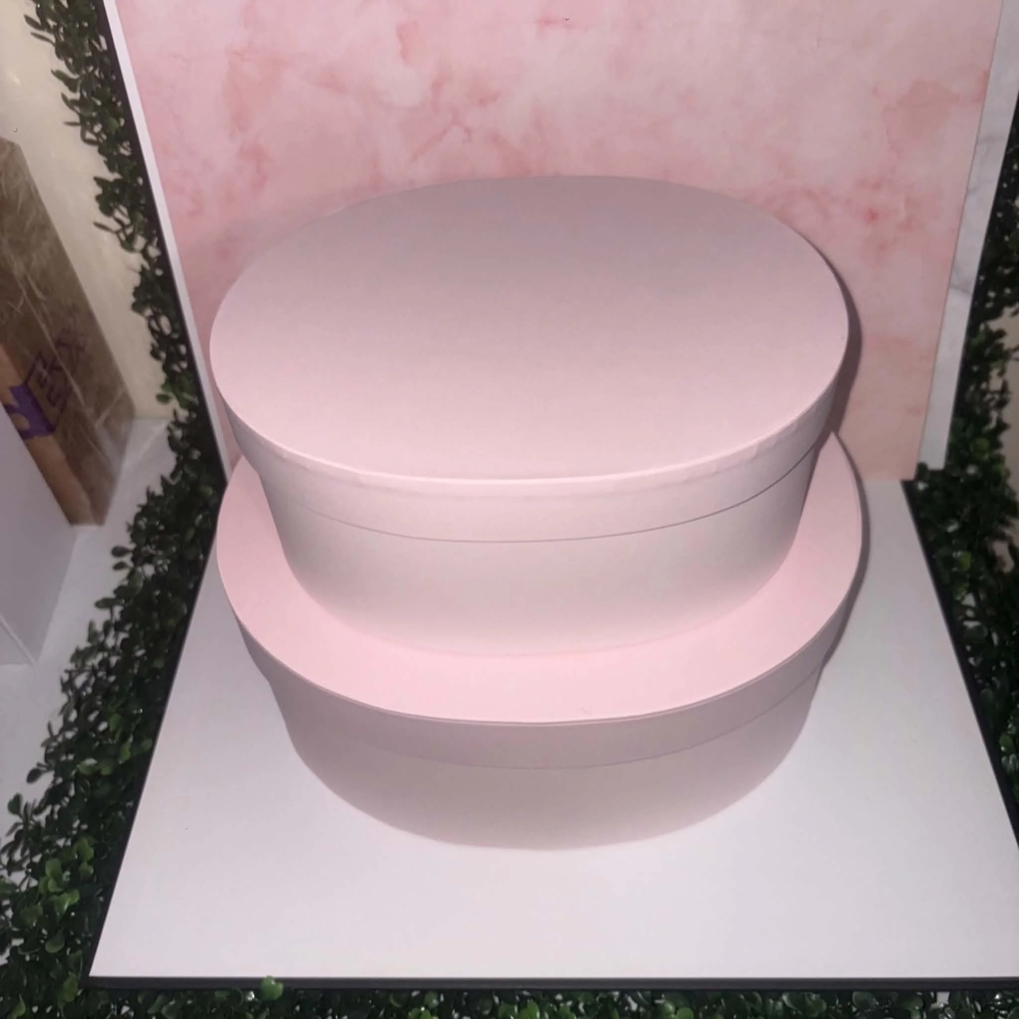Oval  Boxes