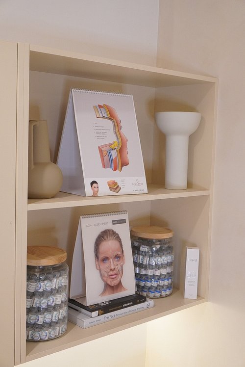 Fat reduction treatment at BYGOLDEN Parkdale Melbourne — submental and jawline