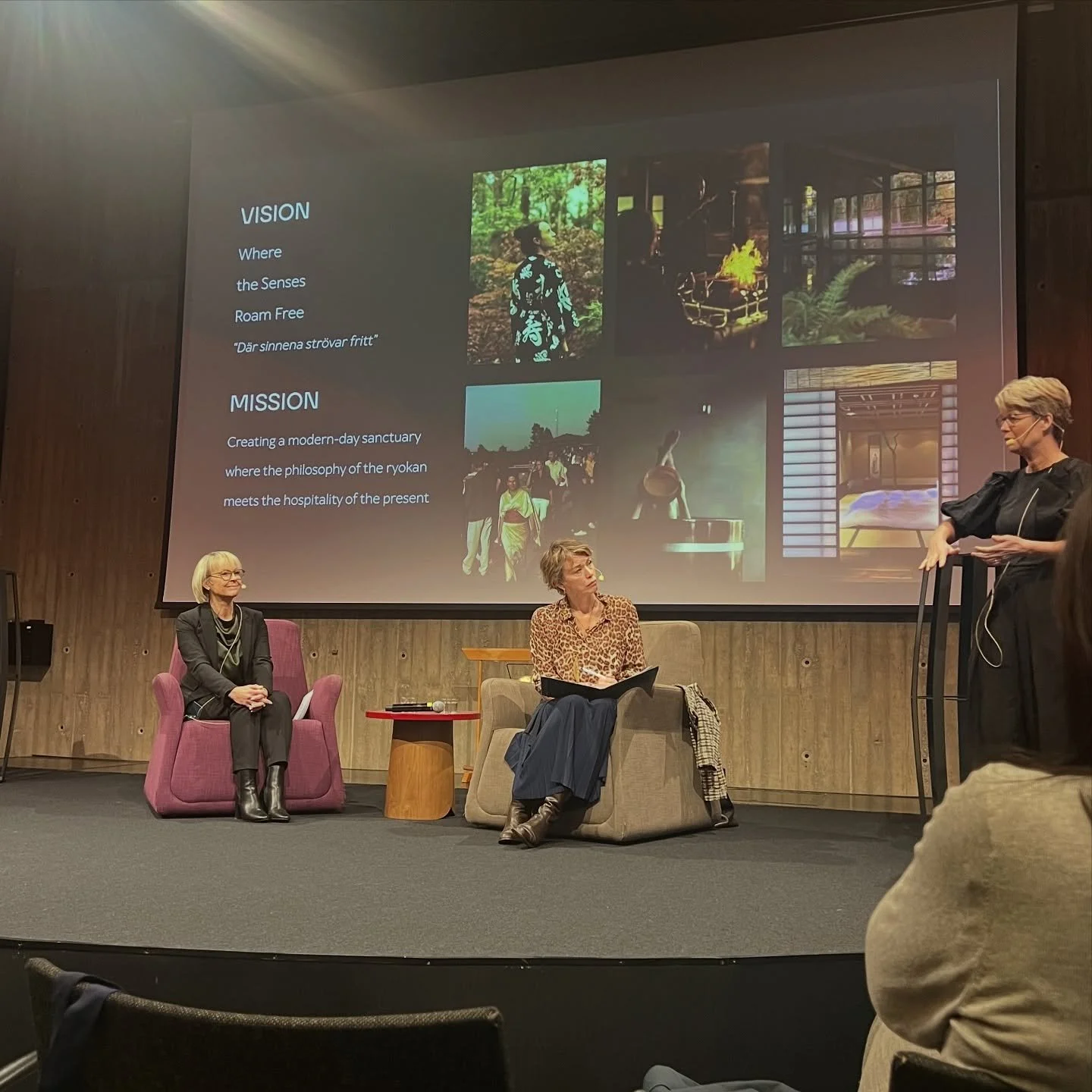 Startade denna krispiga morgon ❄️ med en f&ouml;retagarfrukost av @foretagarna.nackavarmdo ute p&aring; Hasseludden @yasuragisweden 🇯🇵 👘 💦 Den nyligen tilltr&auml;dda General Managern, Sofie Helin ber&auml;ttade om sina f&ouml;rsta 100 dagar och 