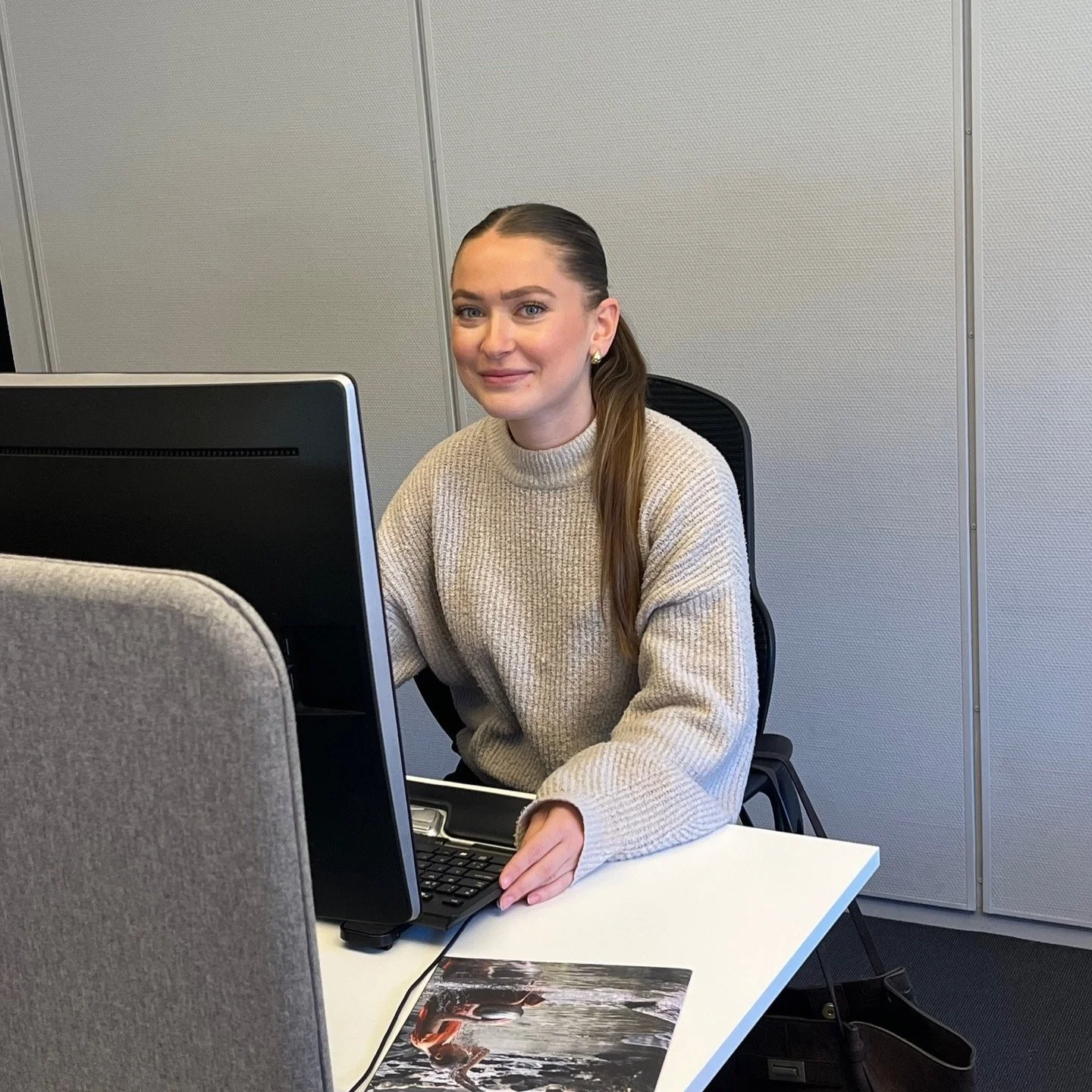 Denna vecka gratulerar vi Zuzanna Kucharczyk i sin nya roll som Resekonsult hos @lotustravel 🪭🎏🎎🪅🎉

Lycka till med allt och tusen tack till Ulrica f&ouml;r ett fint samarbete under denna rekrytering 🙏 

#recruitmentagency #travelindustry #resek