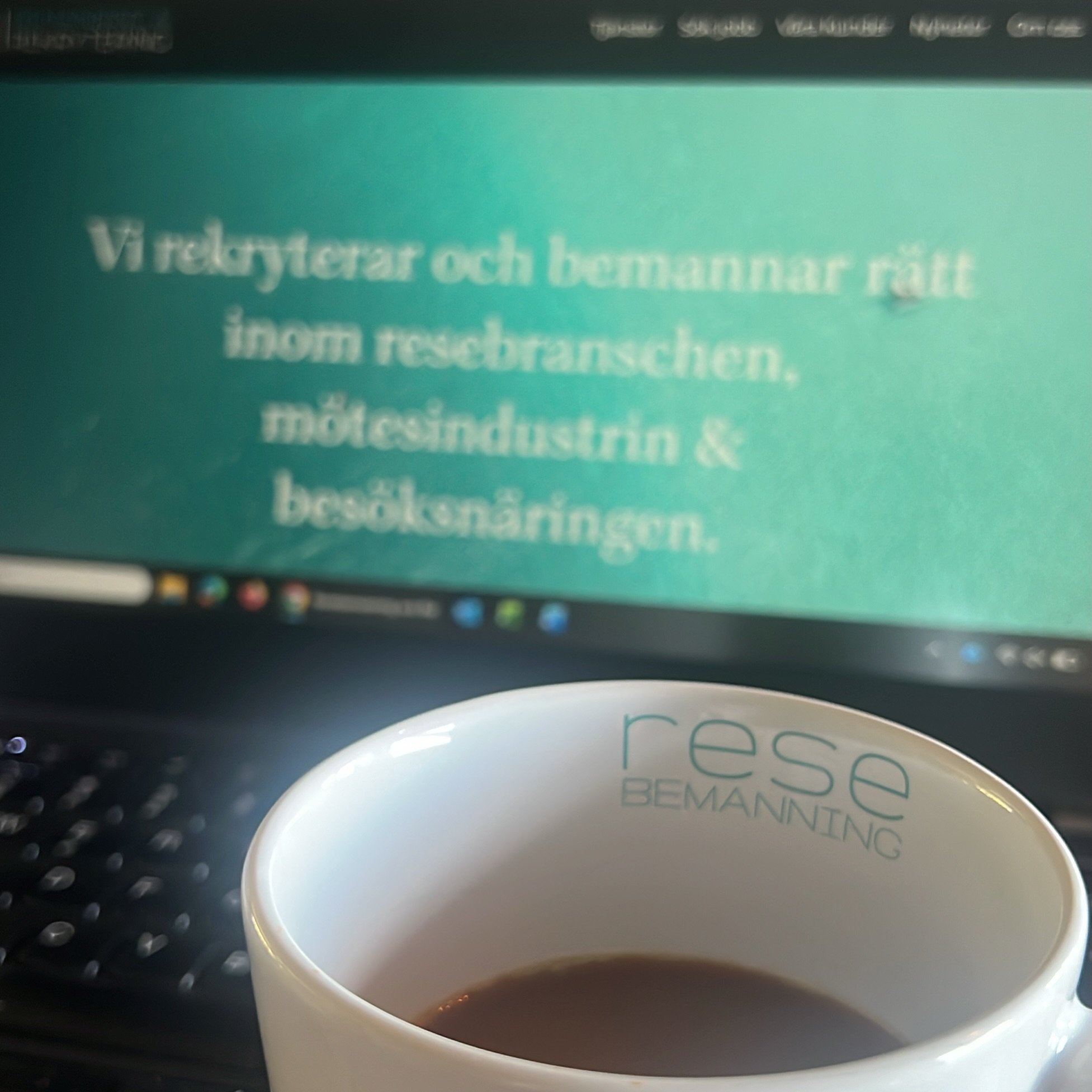 Hej 👋 

Vi har ju setts h&auml;r p&aring; insta men vi undrar om du har tittat in p&aring; v&aring;r hemsida? (L&auml;nk i bio👆)

D&auml;r hittar du bland annat:
- Rekryteringsuppl&auml;gg 🌱
- Hur vi kan hyra ut konsulter till er 🙋🙋&zwj;♀️🙋🏿&z