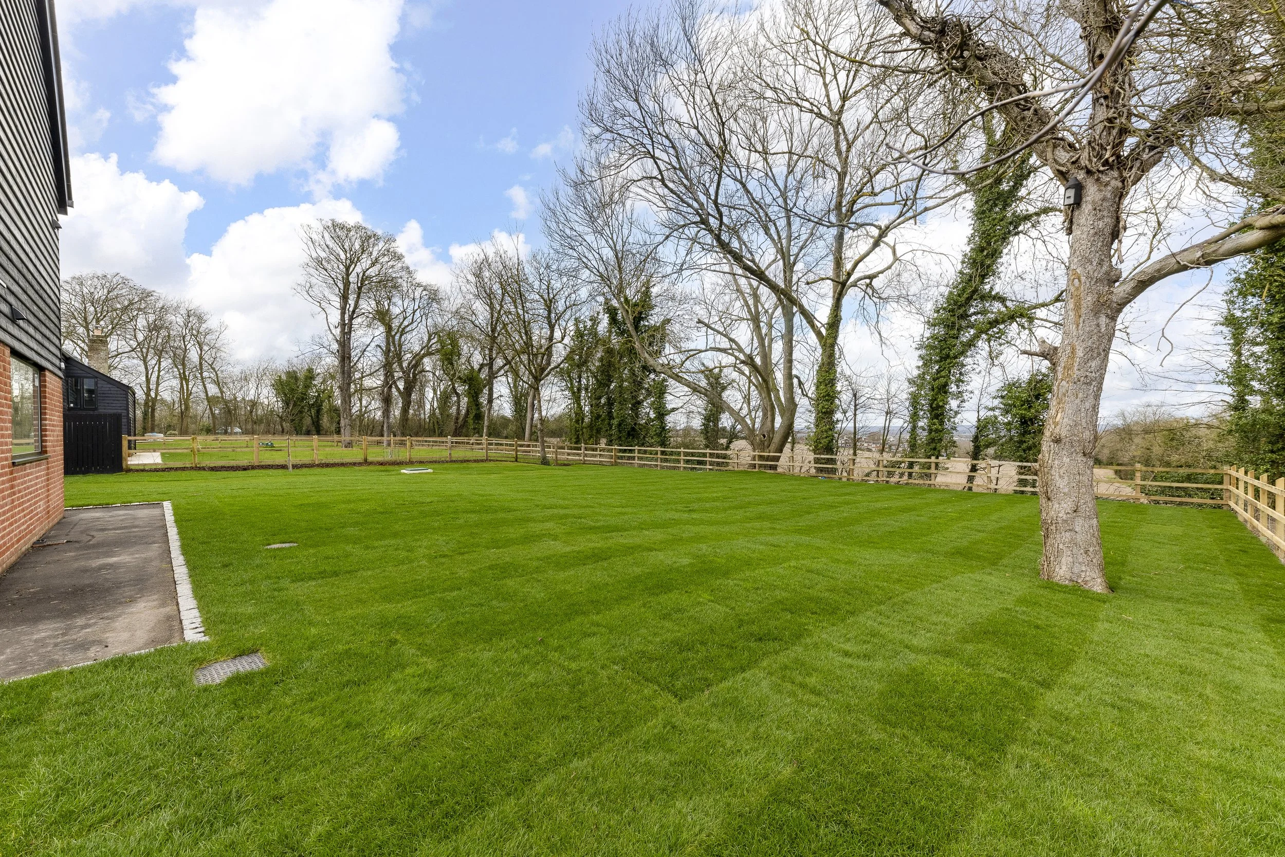 Plot 1 & 3, Flint Barns 023.JPG