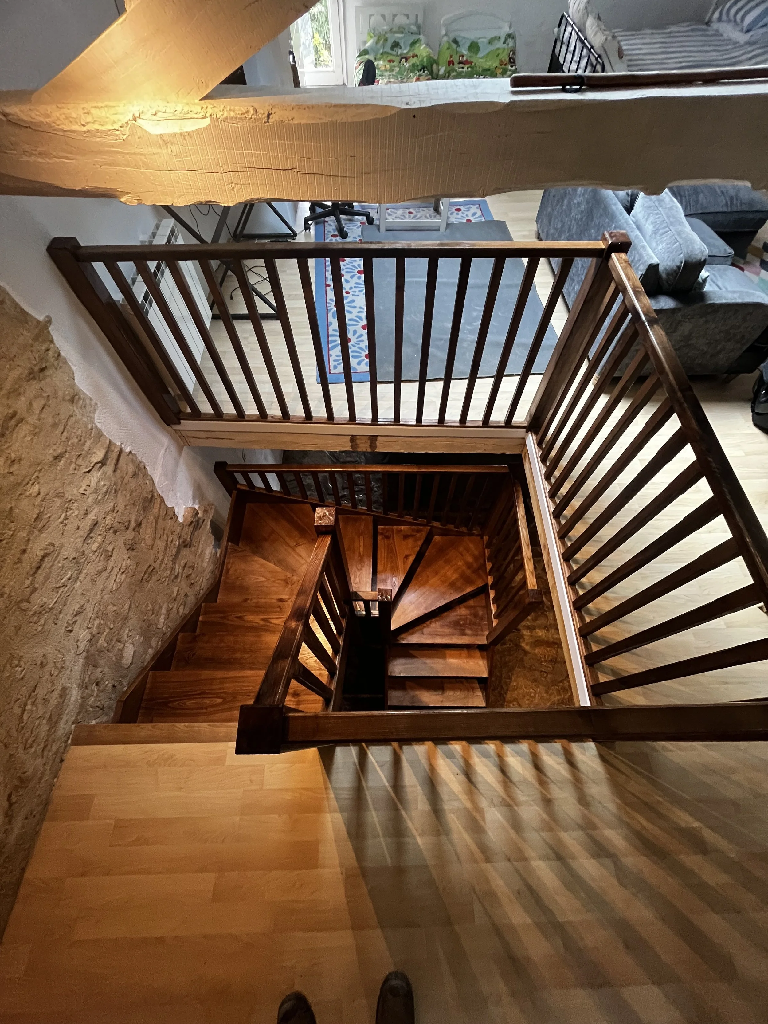 Bespoke Ash staircase in Messe - Deux-Sevres