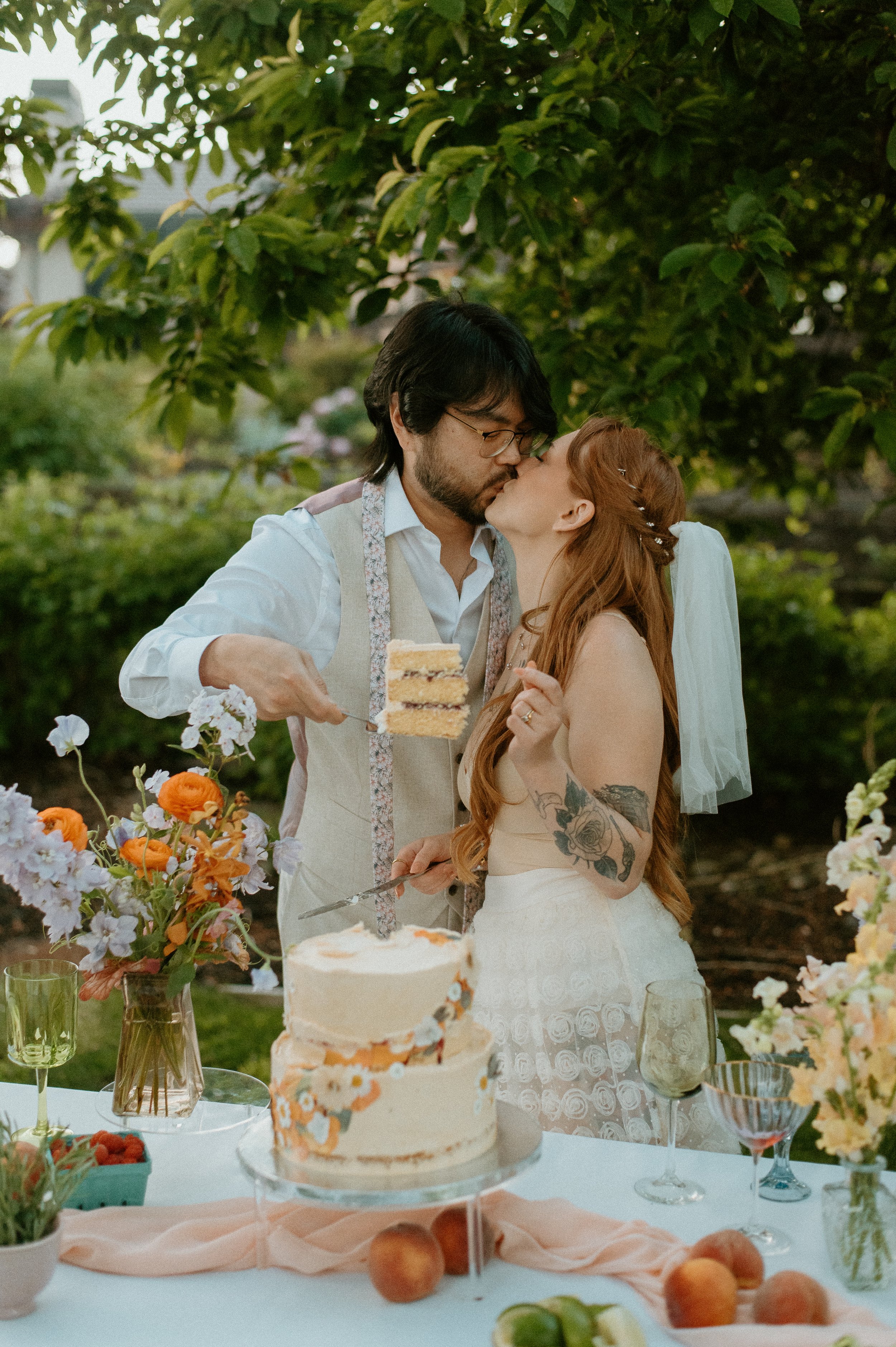 A Romantic Greenhouse Wedding in Seattle Followed by the Dreamiest Backyard Reception