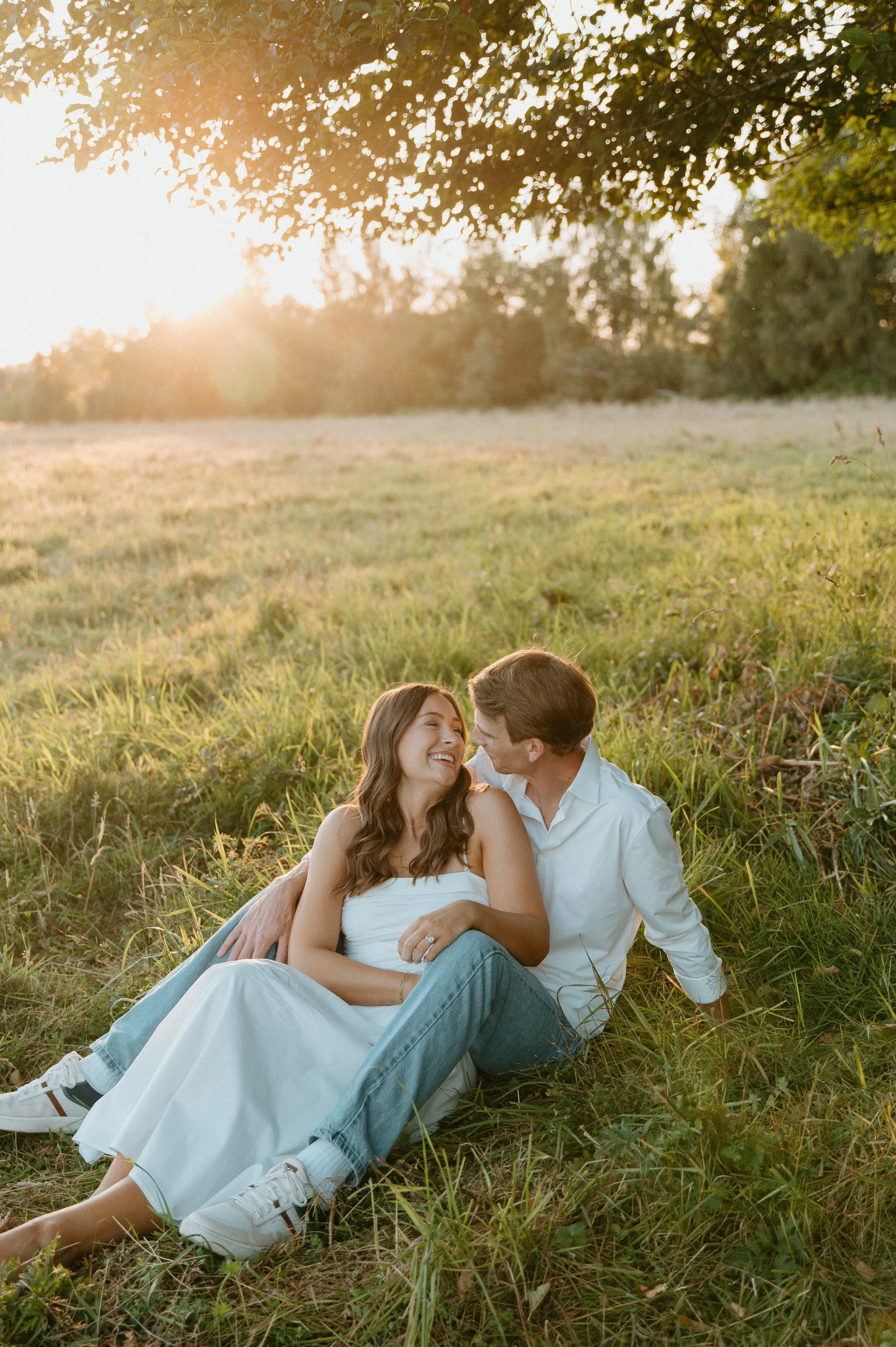 Golden Hour North Bend Engagement Session. 