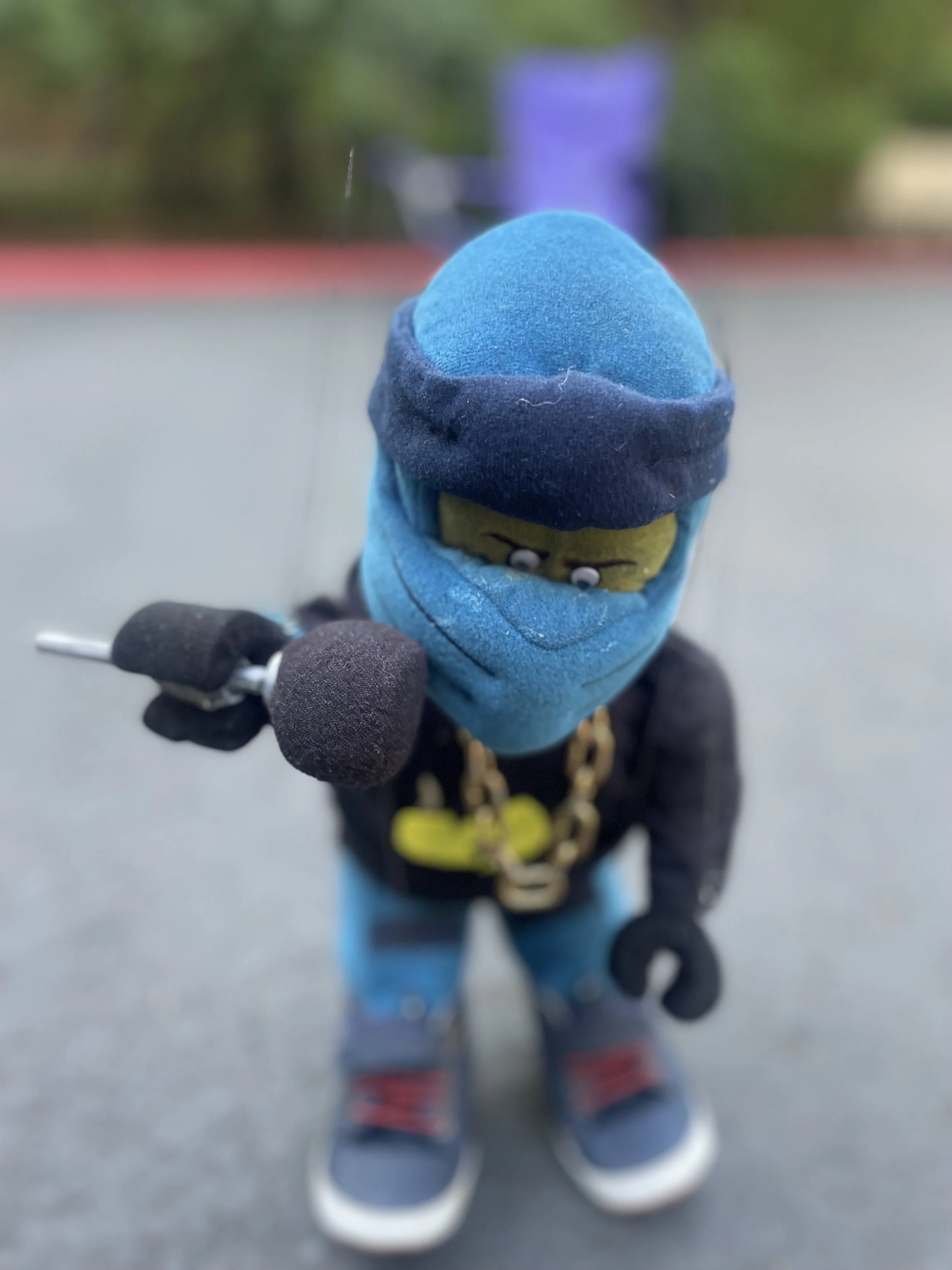 JAY (ZA)
This puppet takes WU-TANG all the way to 11. Get it Jay, Lego Ninjago and (ZA)! Wu-Tang Forever!