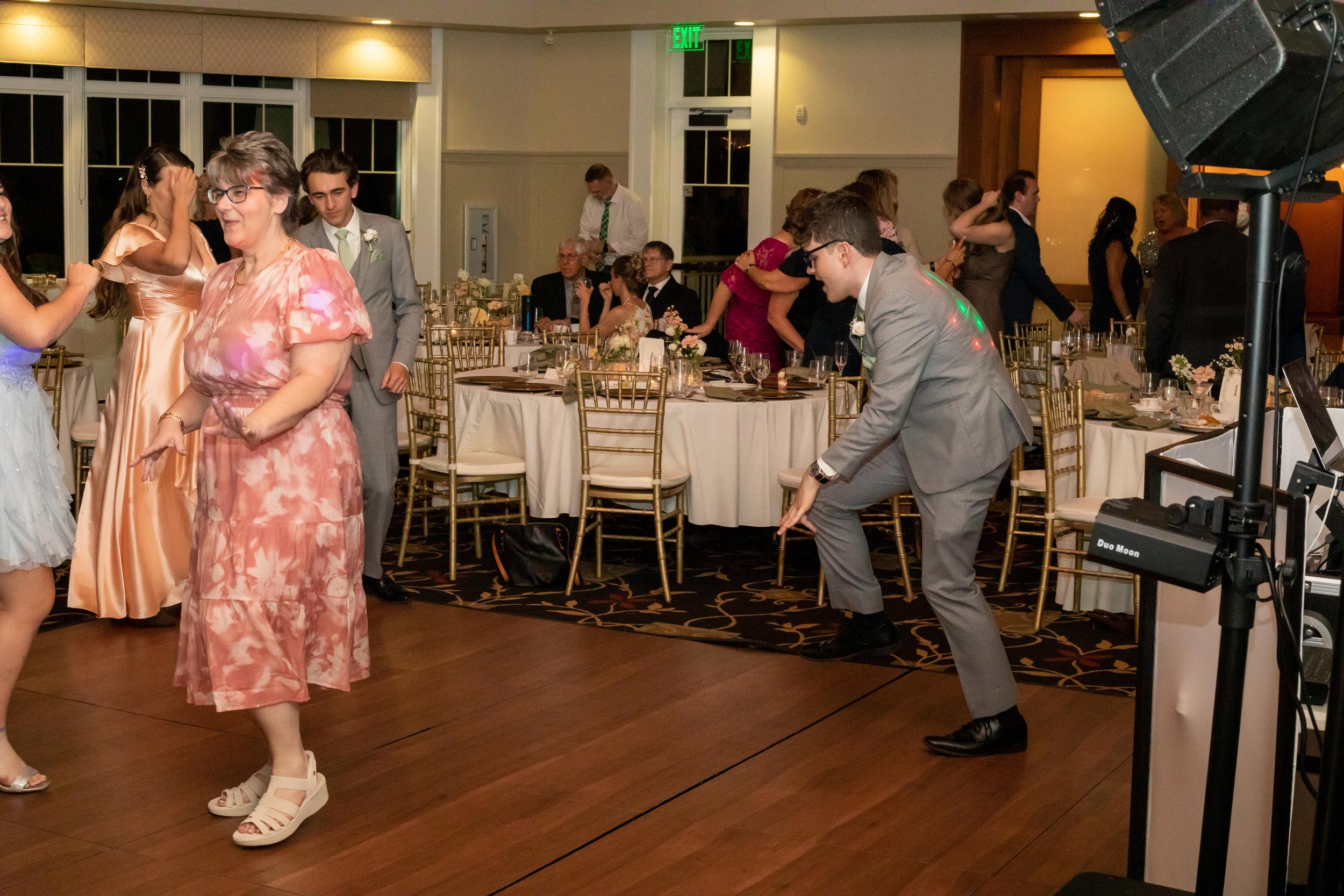 Gwen and Mitchell Wedding480.jpg