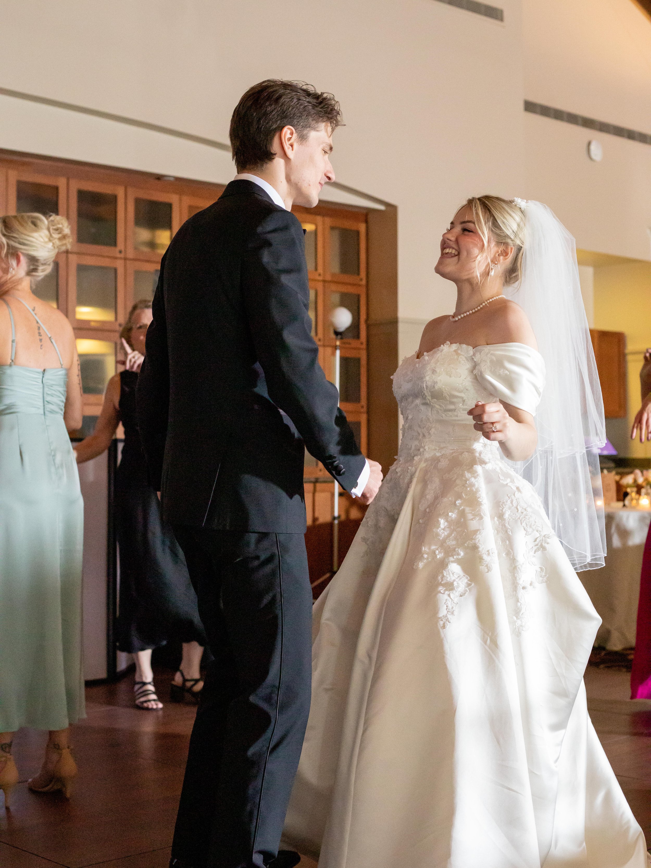 Gwen and Mitchell Wedding541.jpg