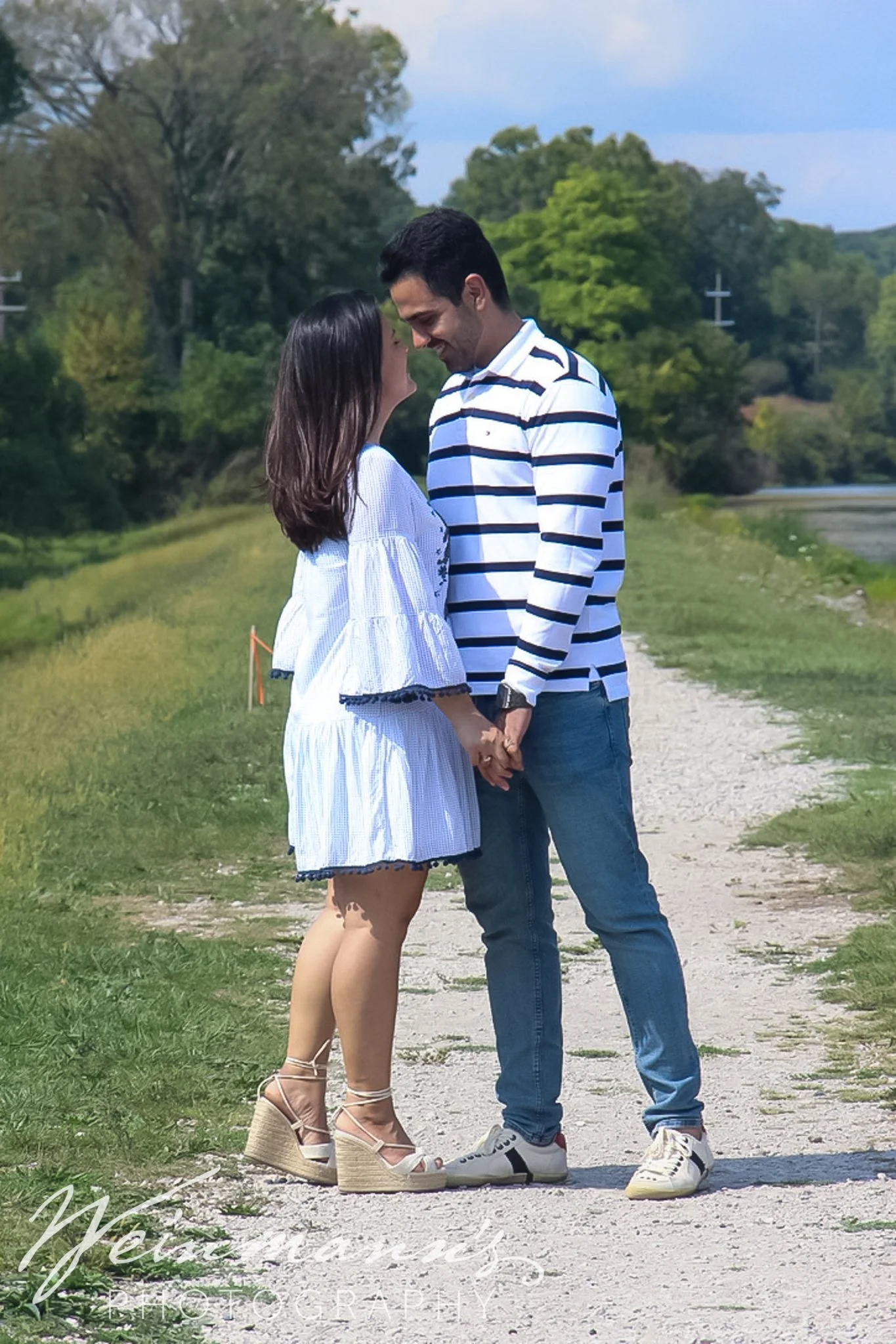 Engagement pics6.jpg