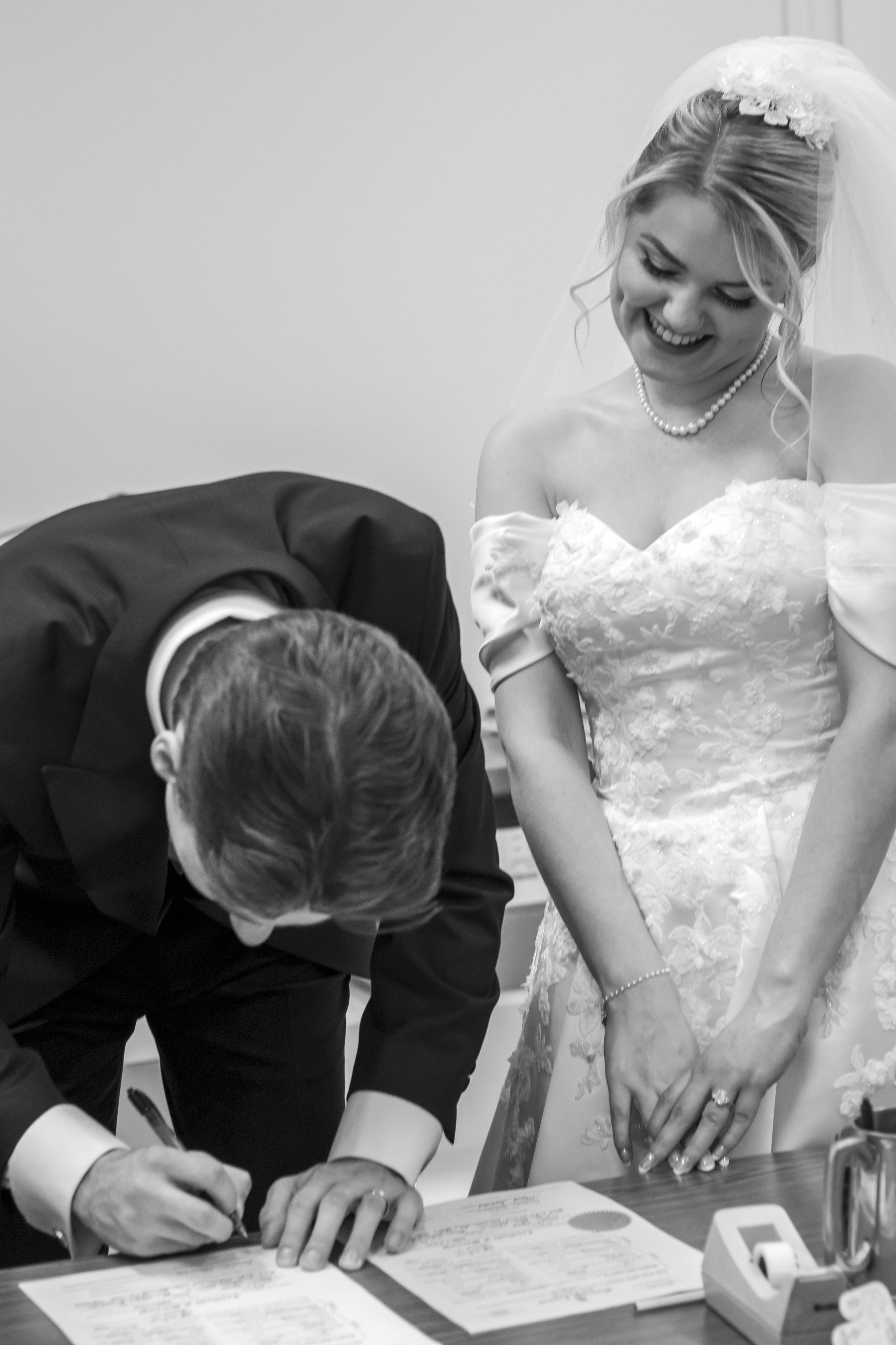 Gwen and Mitchell Wedding592.jpg