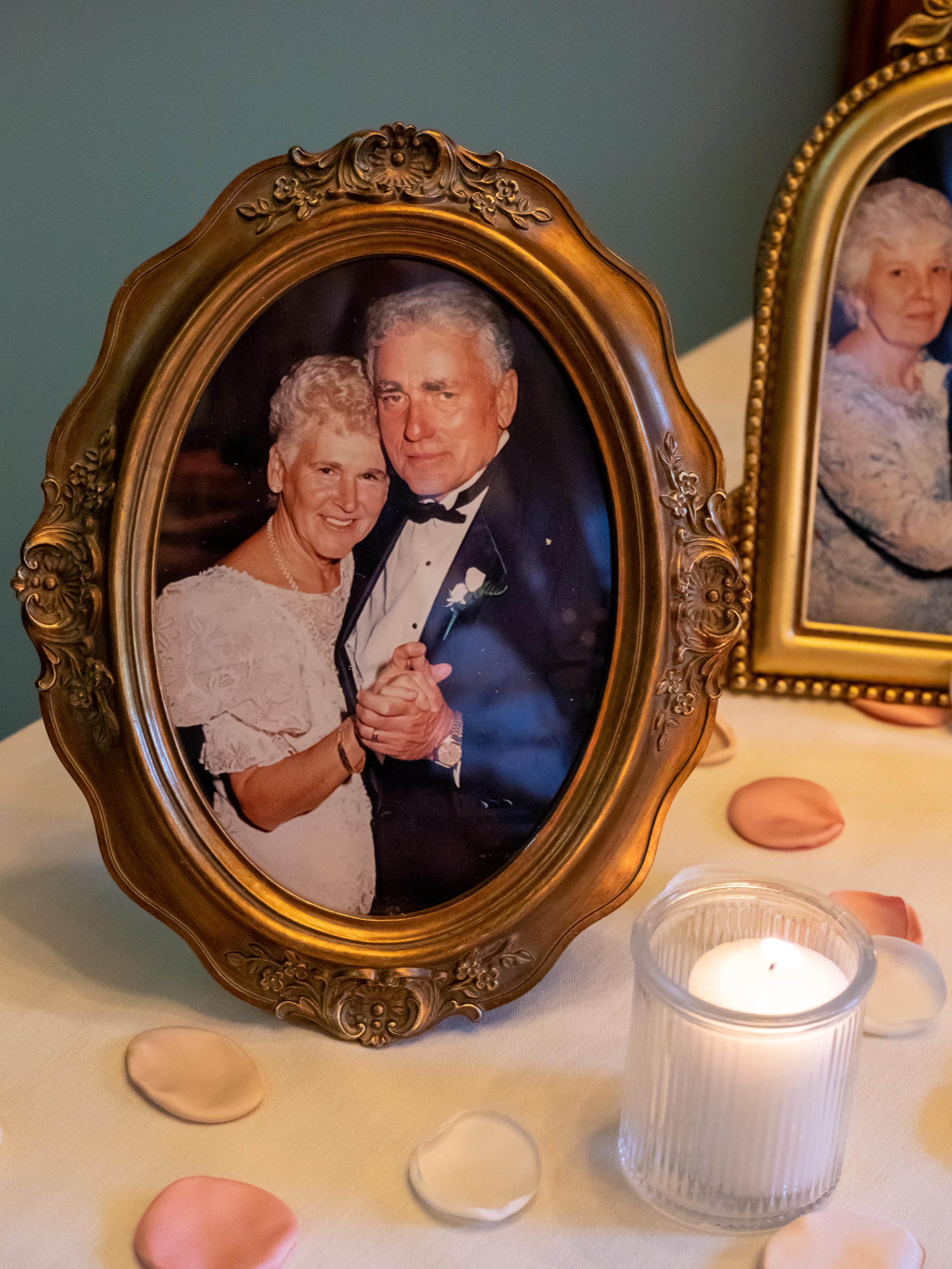 Gwen and Mitchell Wedding399.jpg