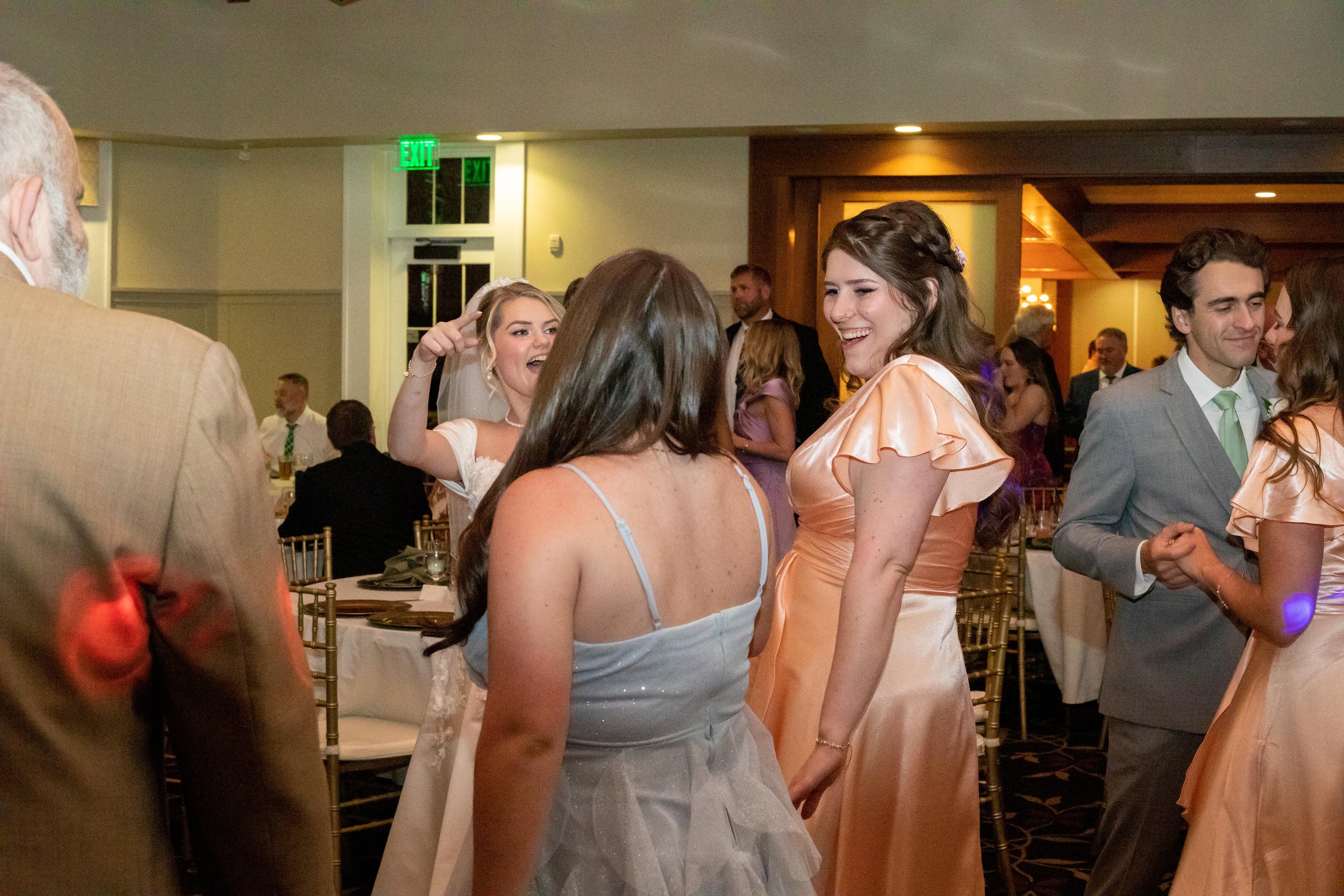 Gwen and Mitchell Wedding499.jpg