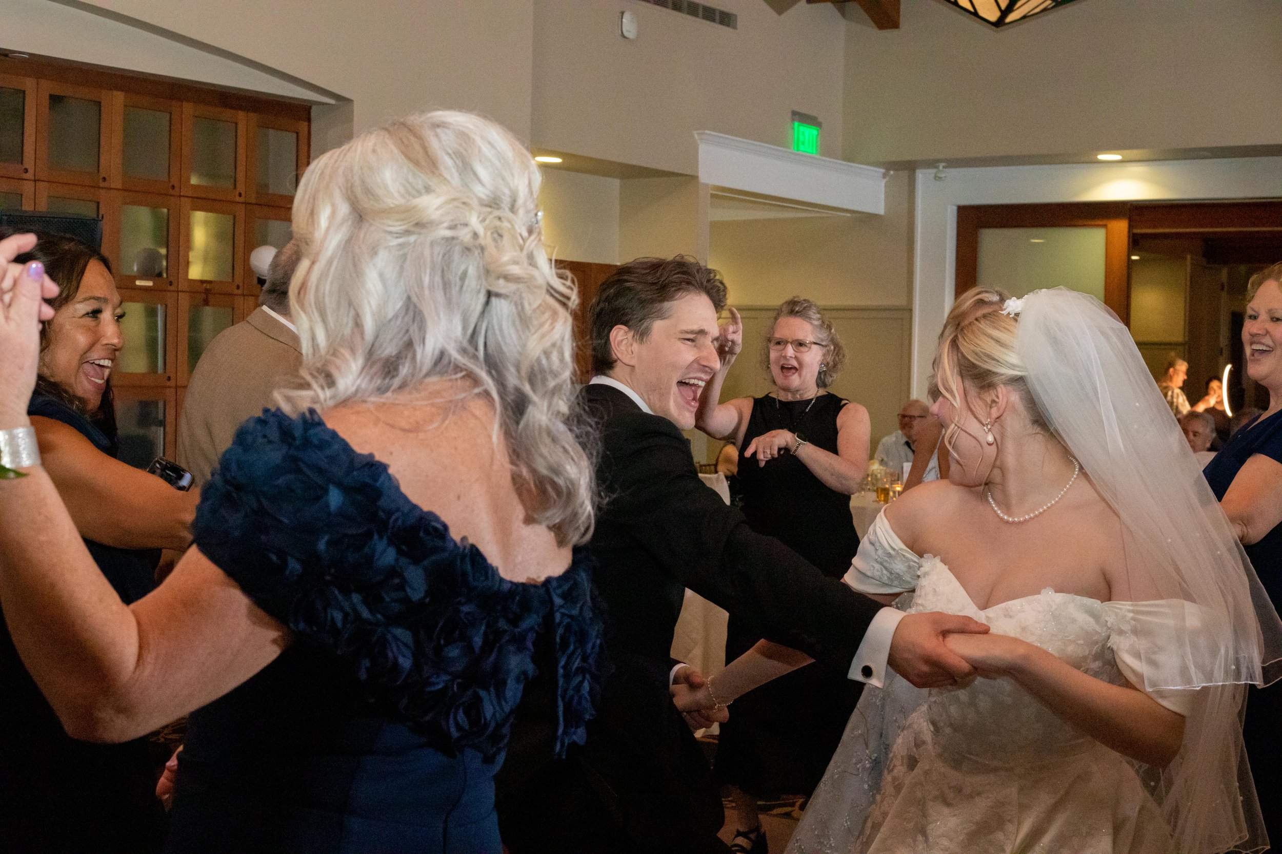 Gwen and Mitchell Wedding505.jpg