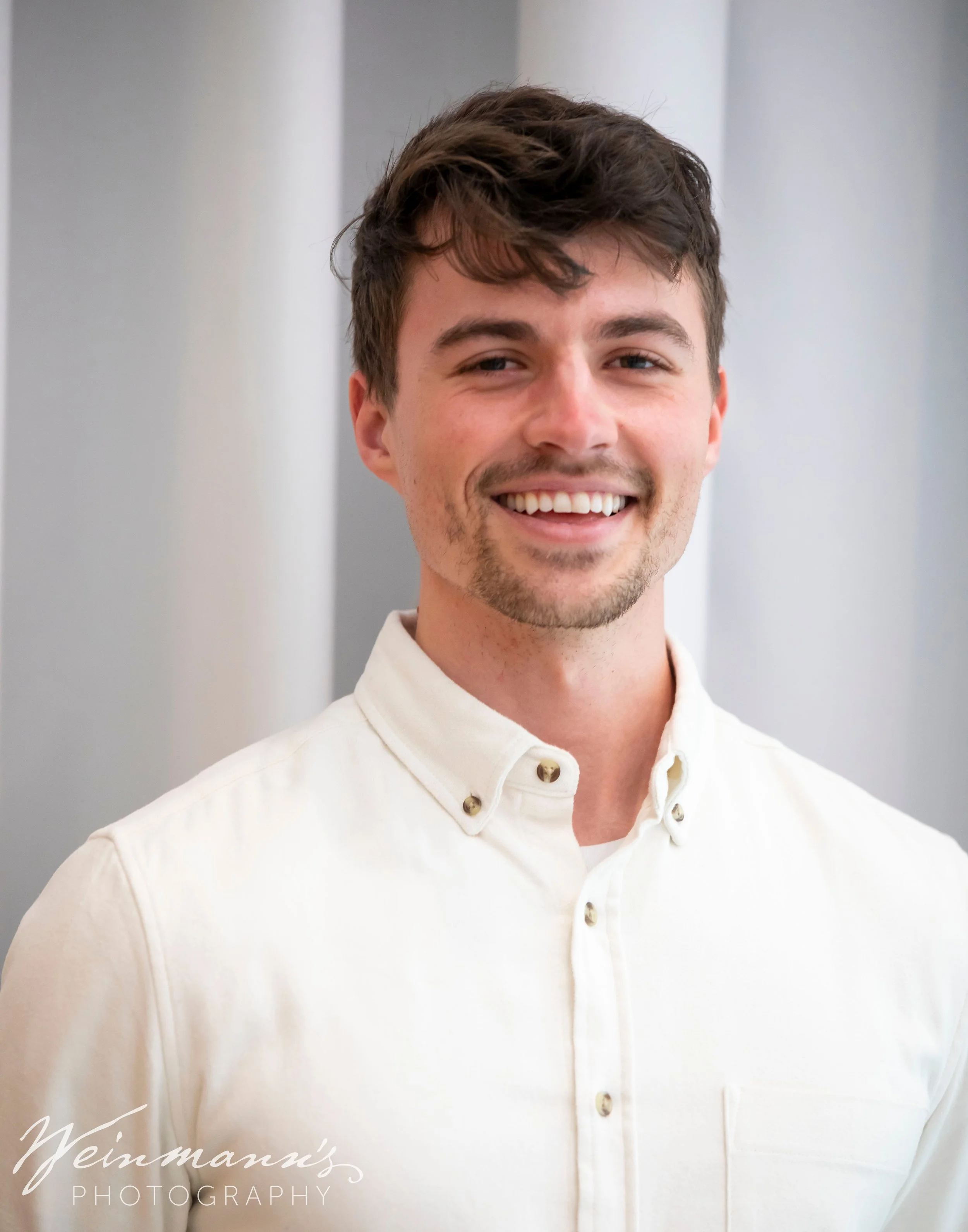 Headshot Package13.jpg