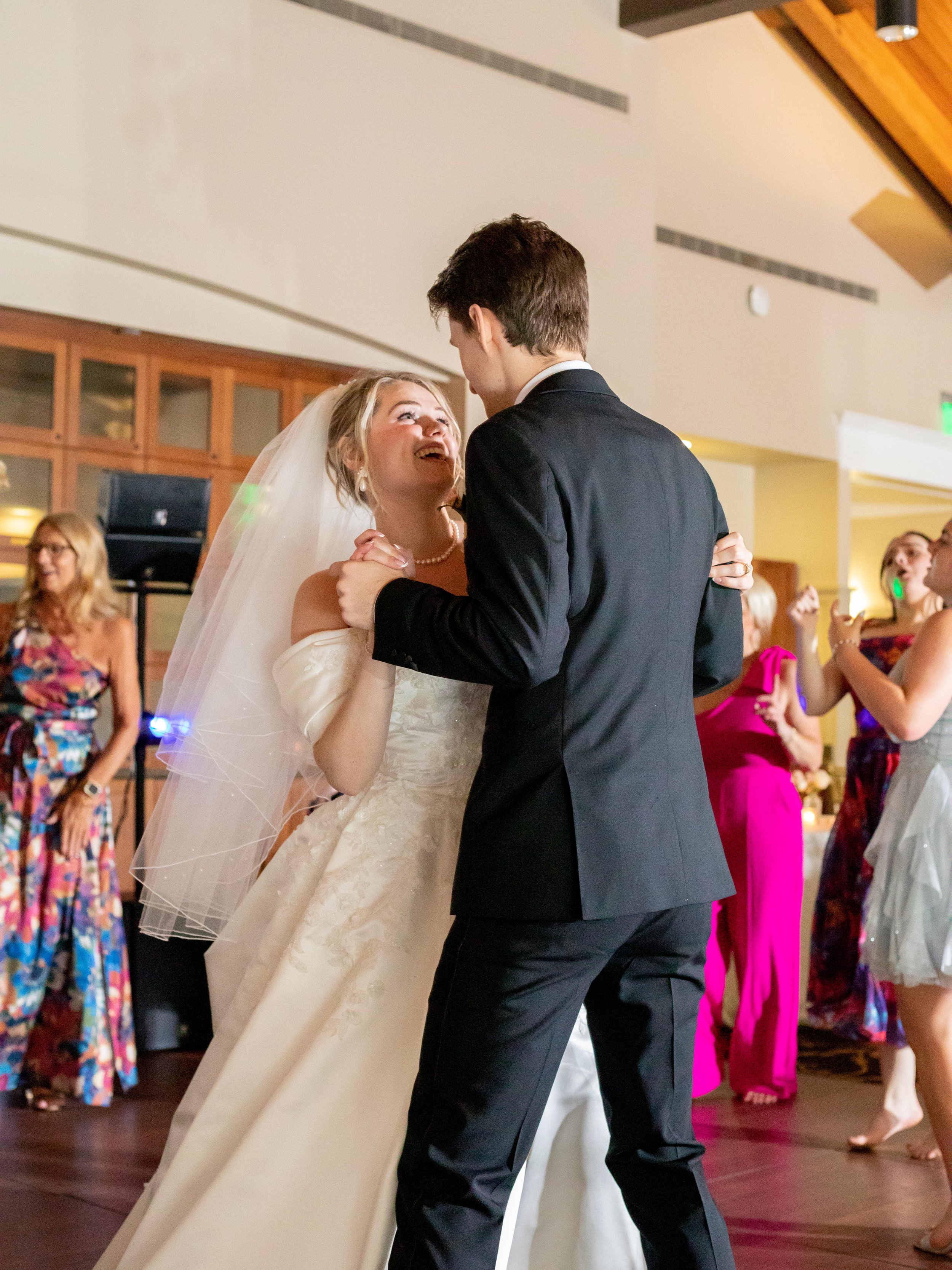 Gwen and Mitchell Wedding537.jpg