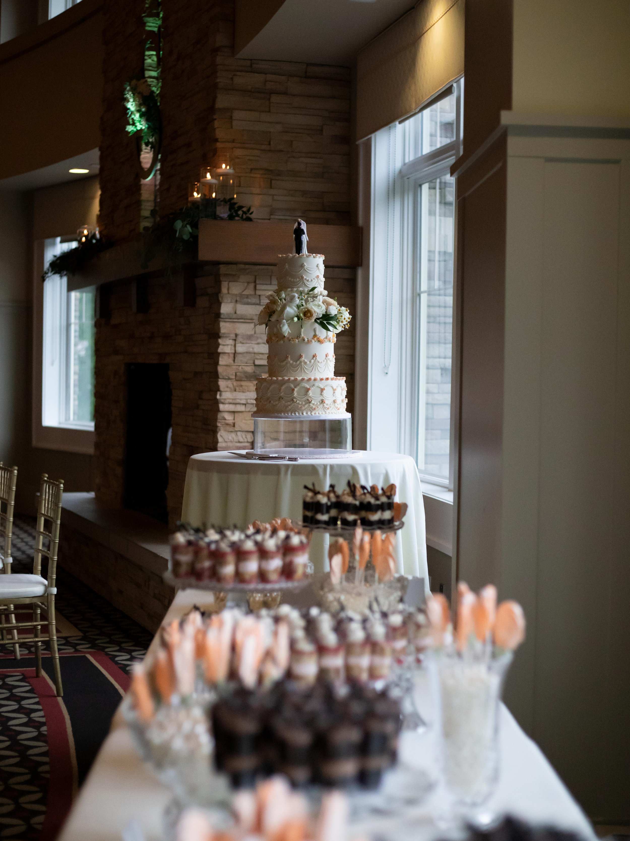 Gwen and Mitchell Wedding418.jpg