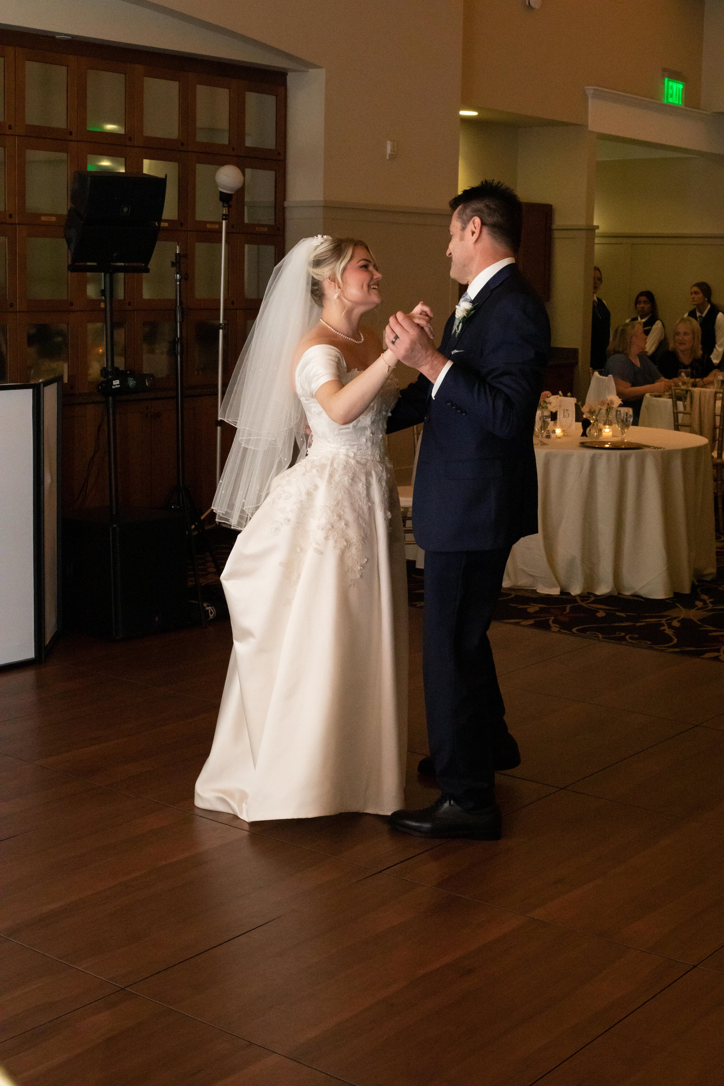 Gwen and Mitchell Wedding452.jpg