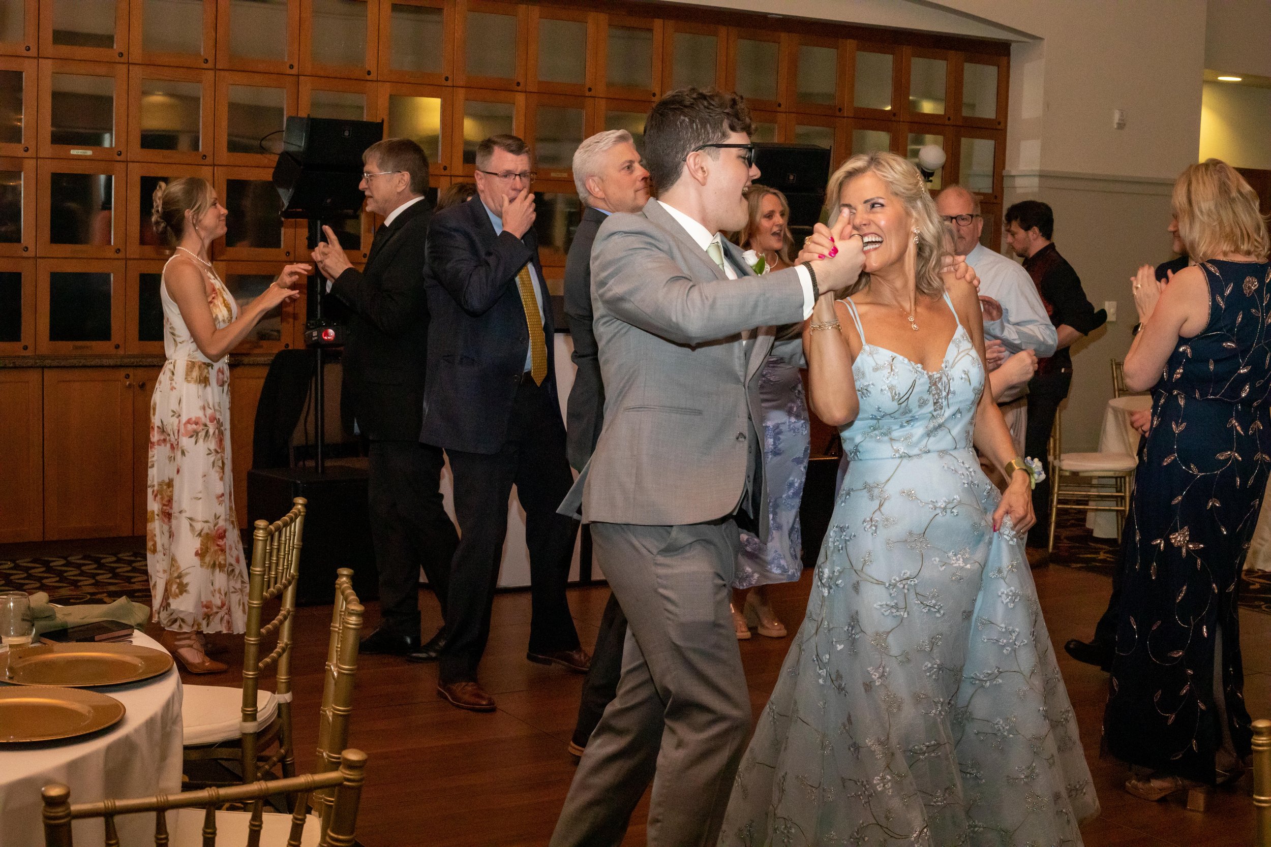 Gwen and Mitchell Wedding476.jpg