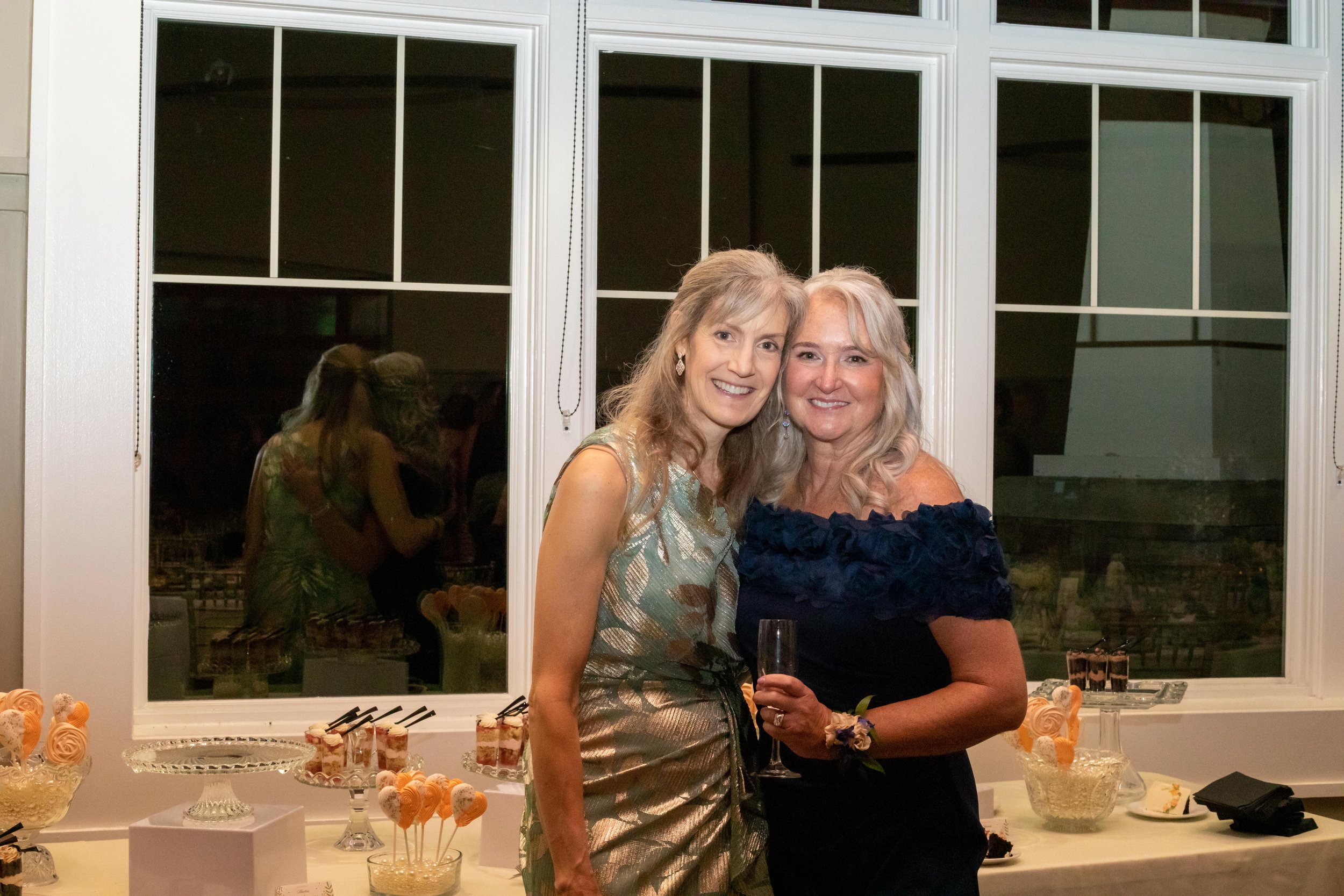 Gwen and Mitchell Wedding483.jpg