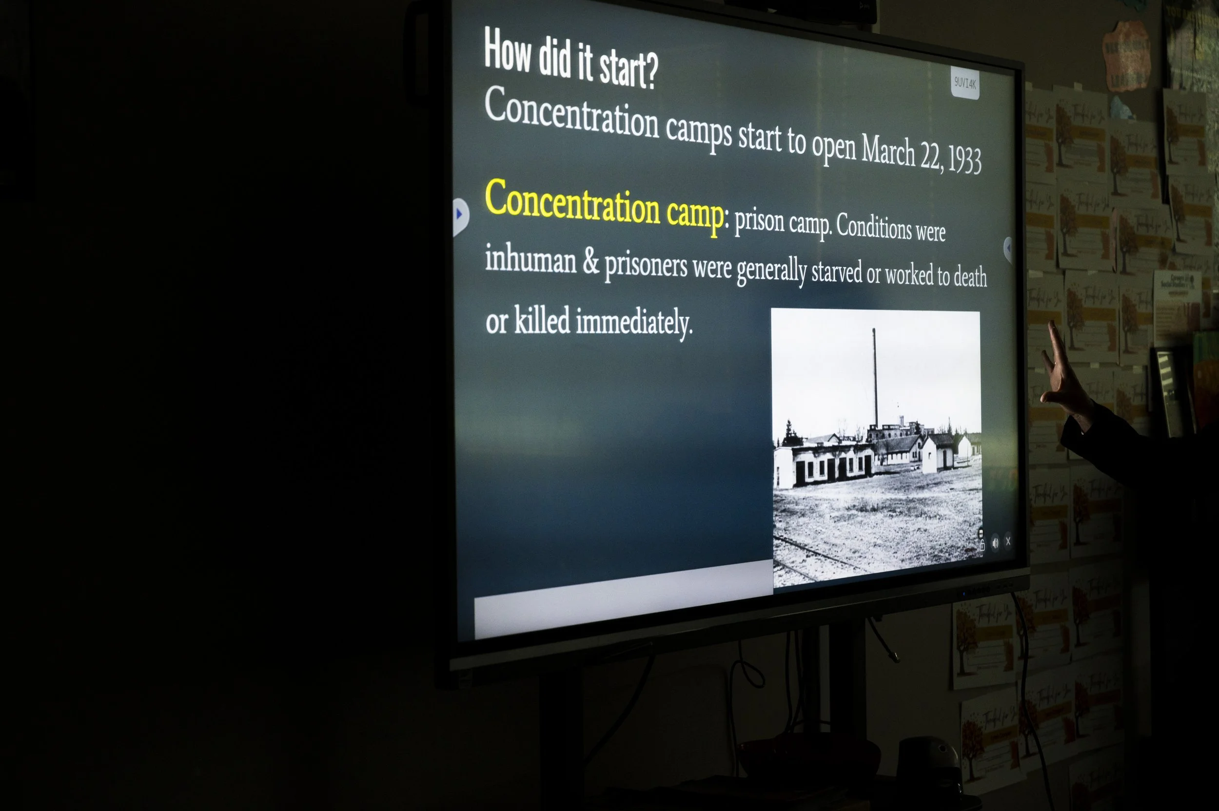 NBCNews_TechUseInSchools_002.jpg