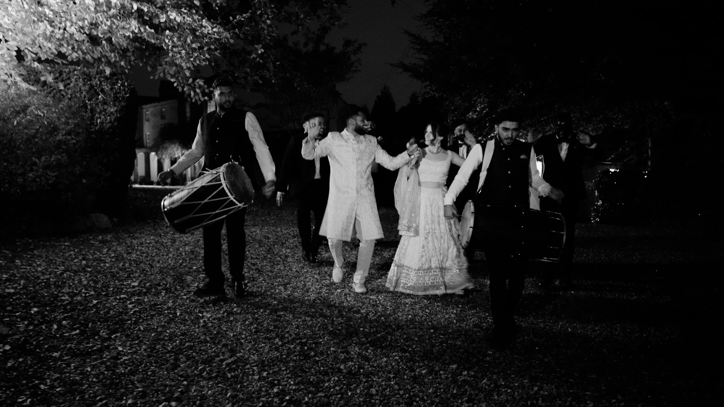 a&a wedding film photos.00_06_07_16.Still189.jpg