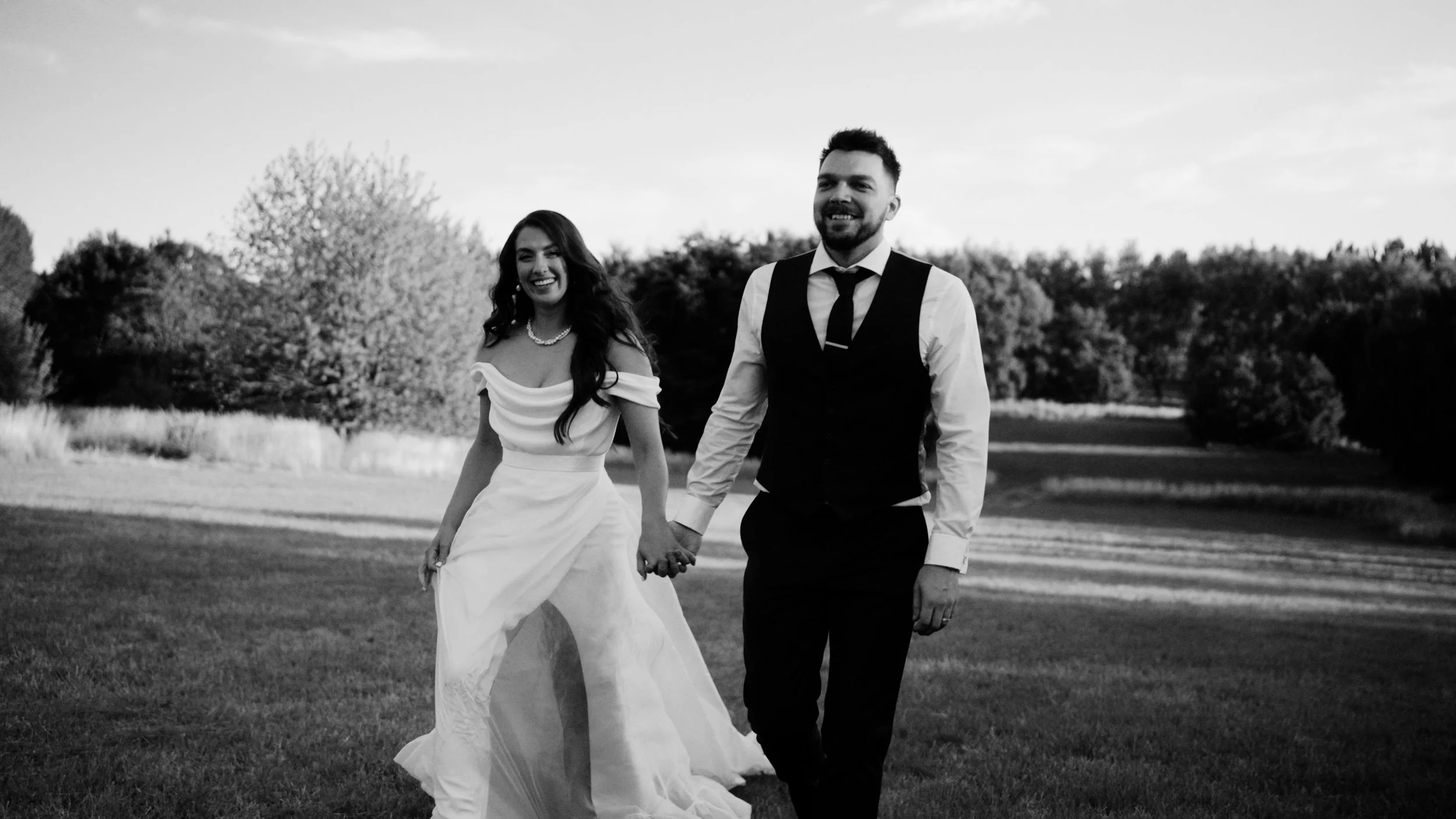 e & s wedding film pics.00_07_09_07.Still131.jpg