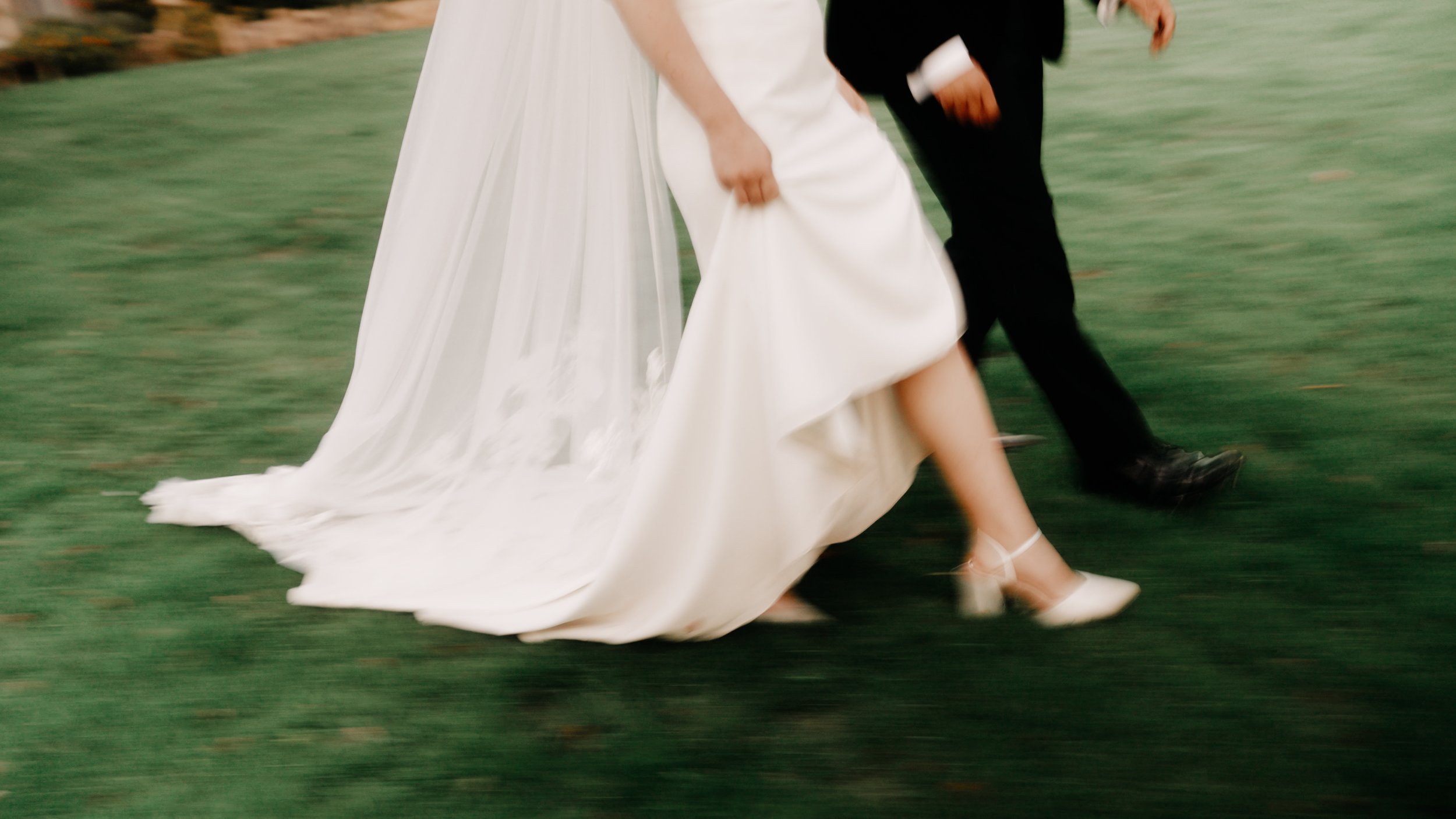 a&a wedding film photos.00_02_17_21.Still108.jpg