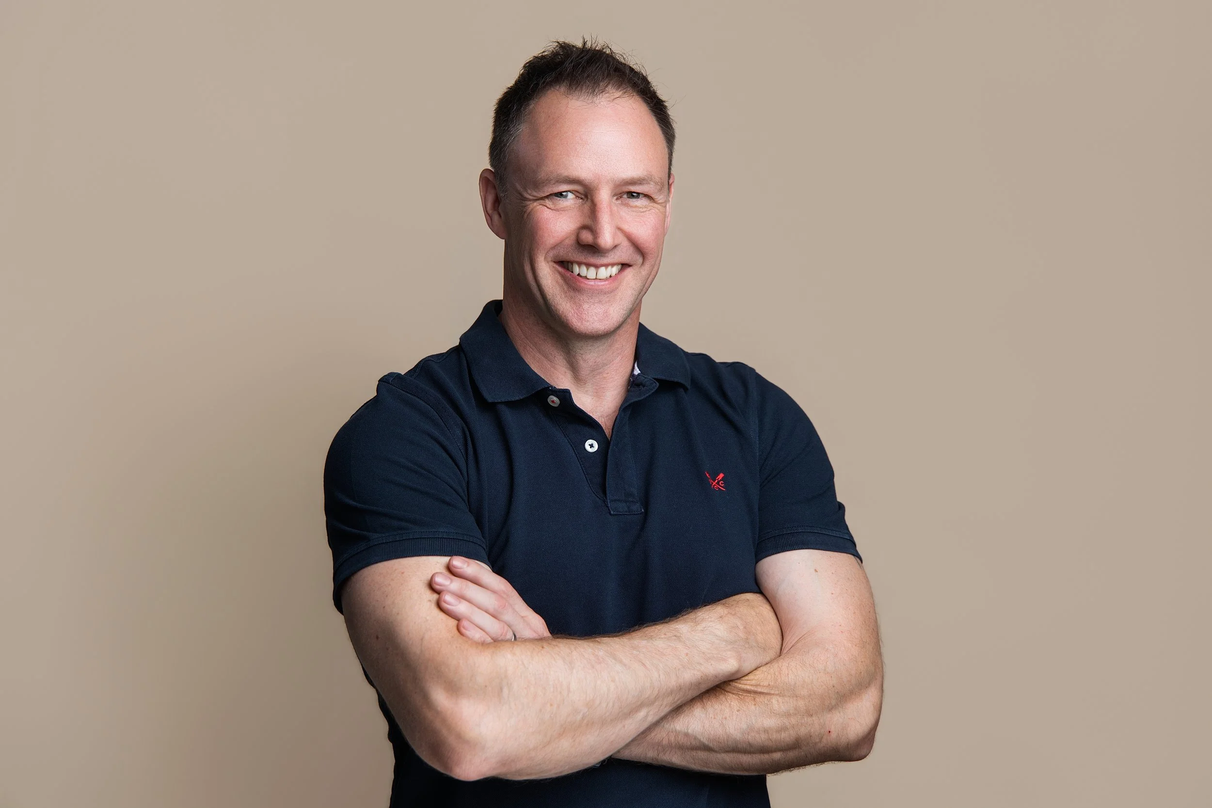 Simon Harrison, Sports Therapist at Raw Power Sports Therapy in Ascot, providing sports massage and soft tissue therapy.