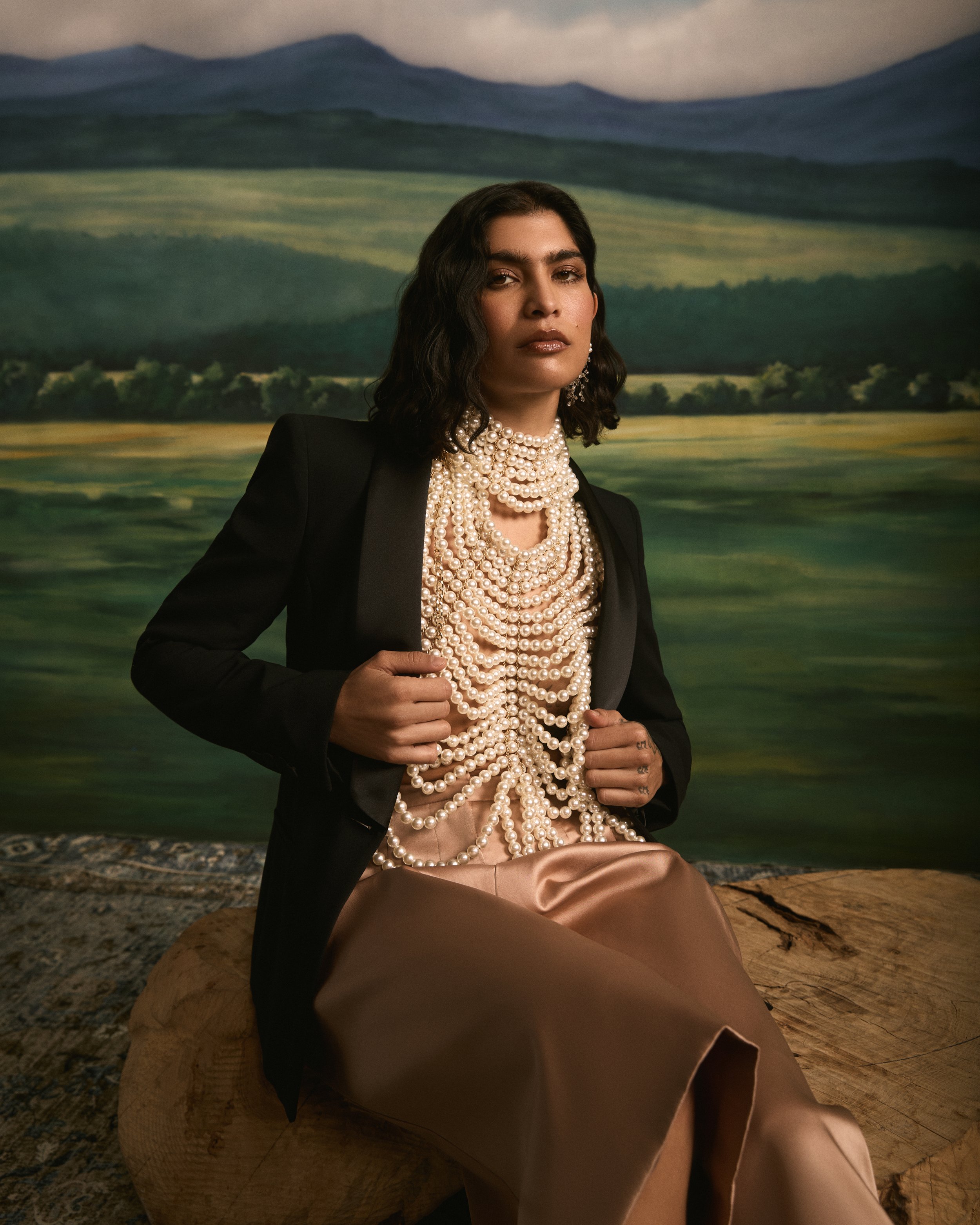 Look_05_1050 fn copy.jpg