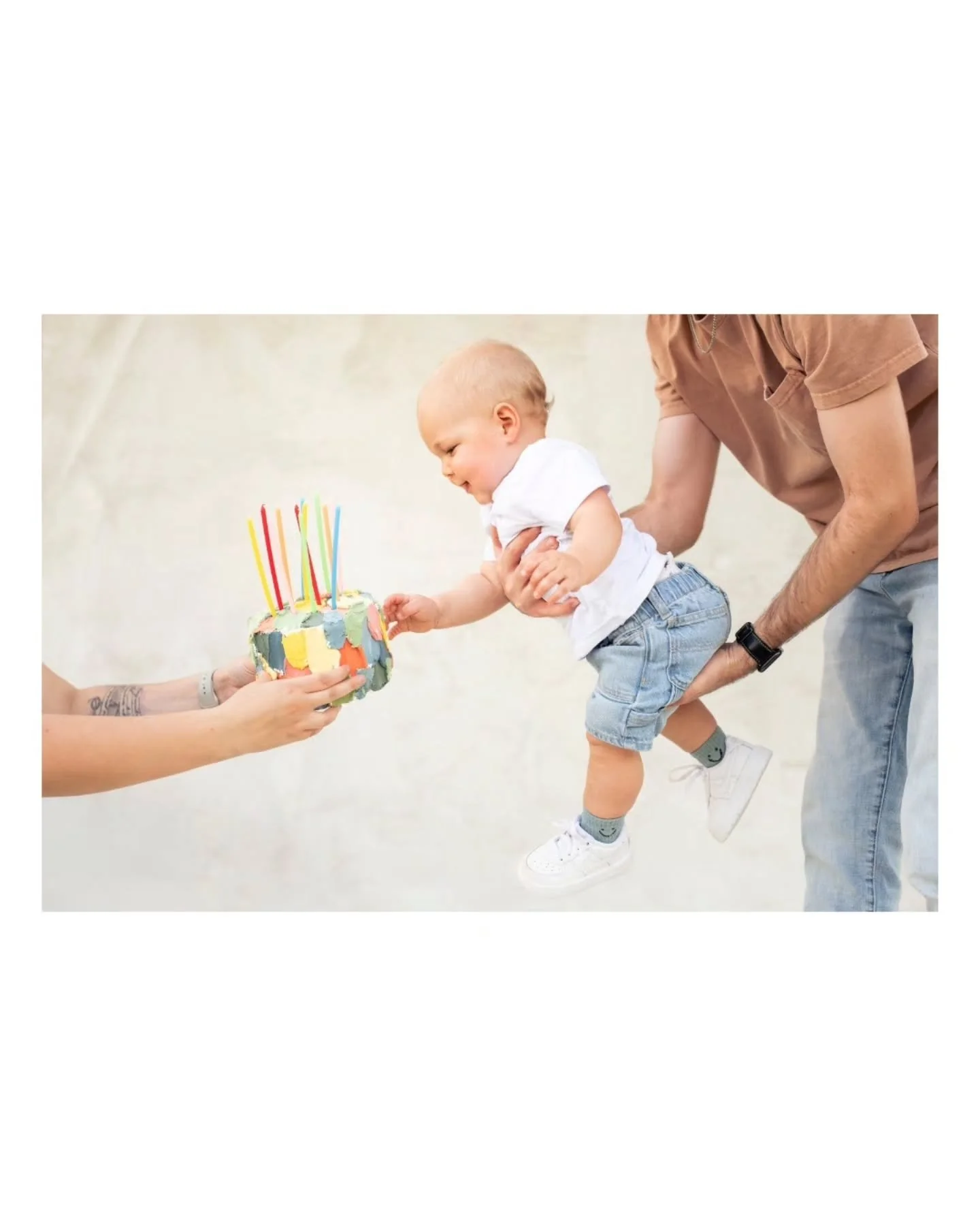 🎂Someone turned ONE

DFW Photographer 
DFW Portrait Photographer 
Cake Smash
Denton Photographer 📸