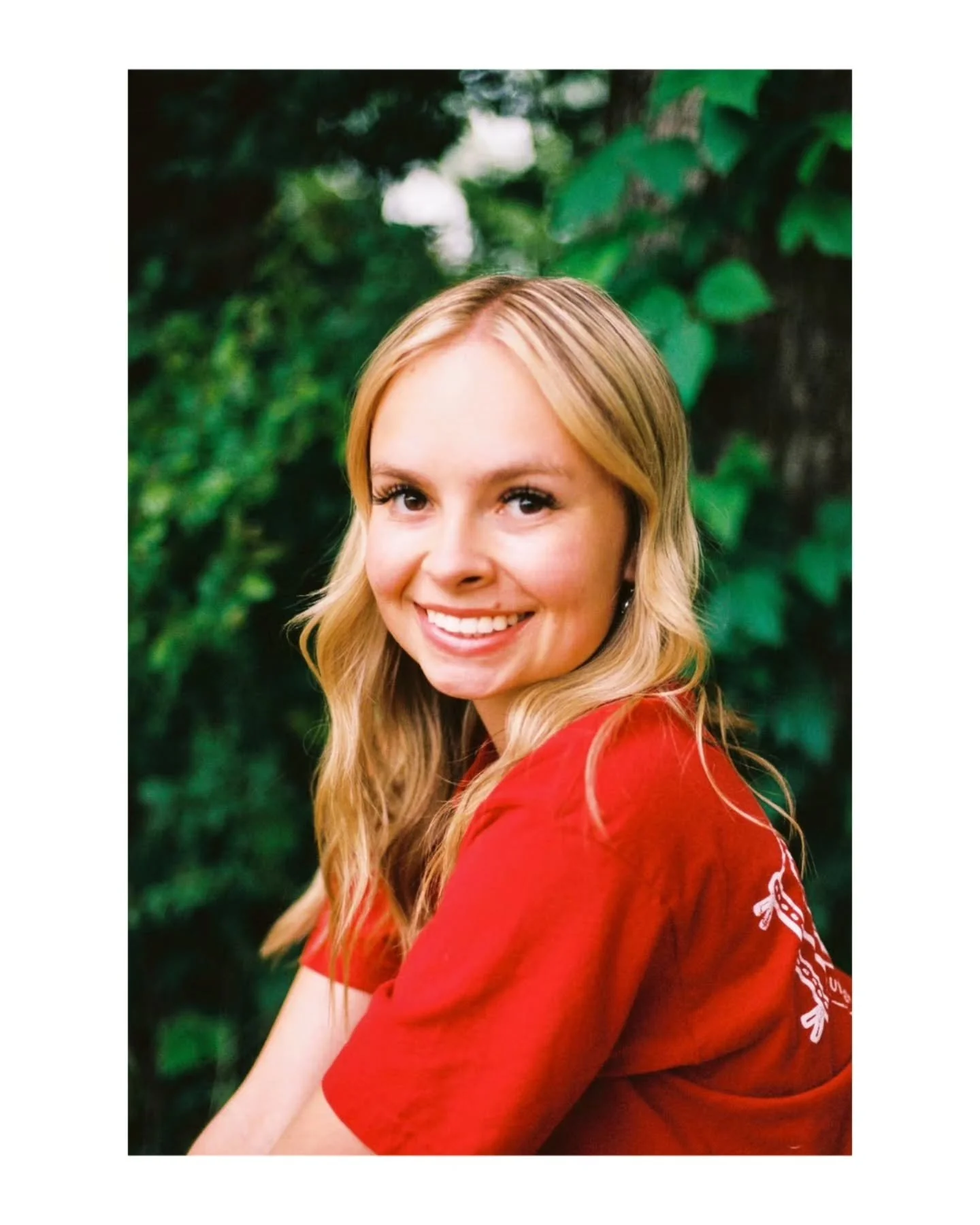 Senior Session on Kodak film 🎞

Dev/scan: @prismafilmlab 
DFW Photographer 
DFW Film Photographer 
DFW Family Photographer 
DFW Portrait Photographer
