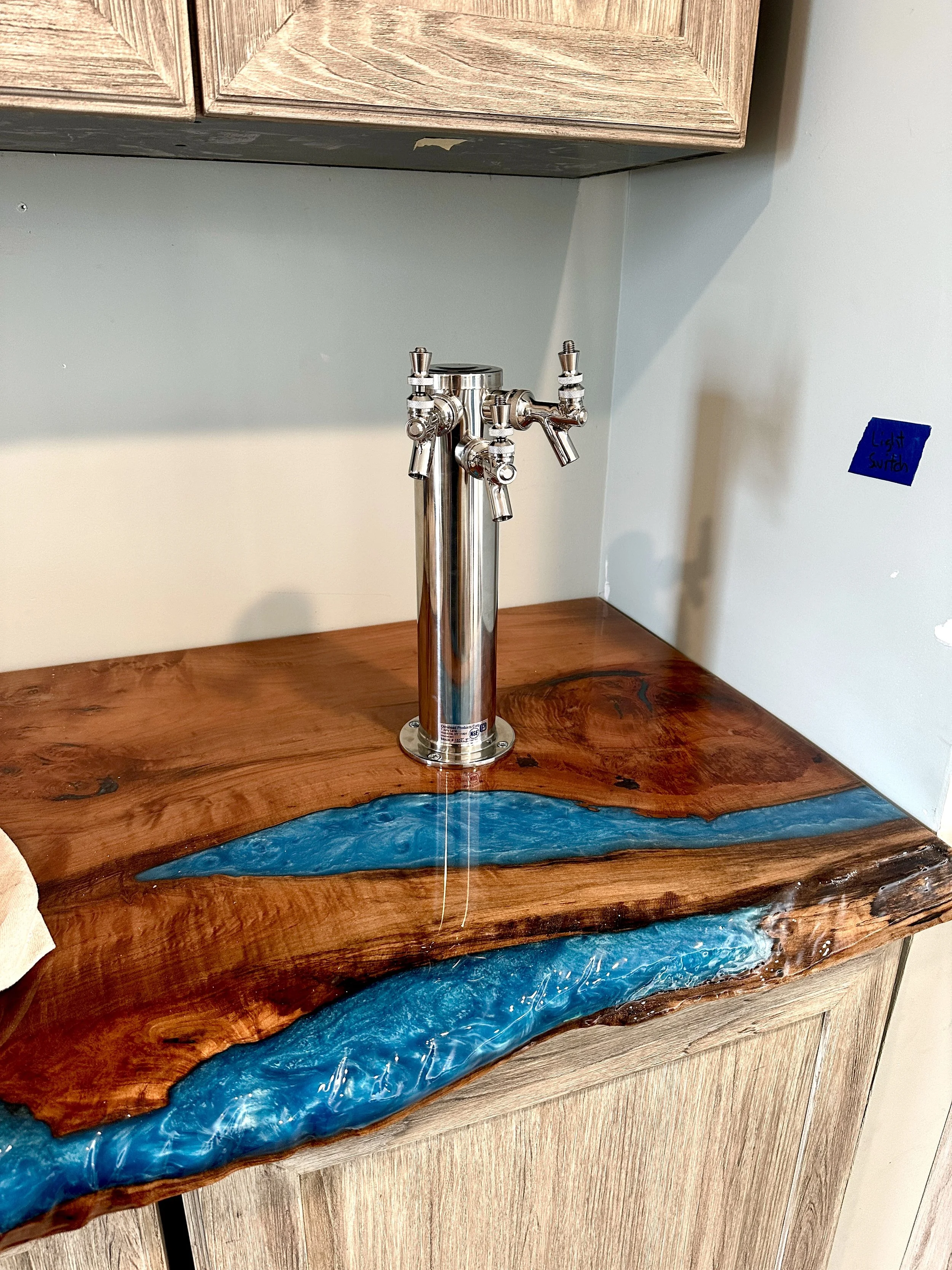 Engle Bar Top.jpg