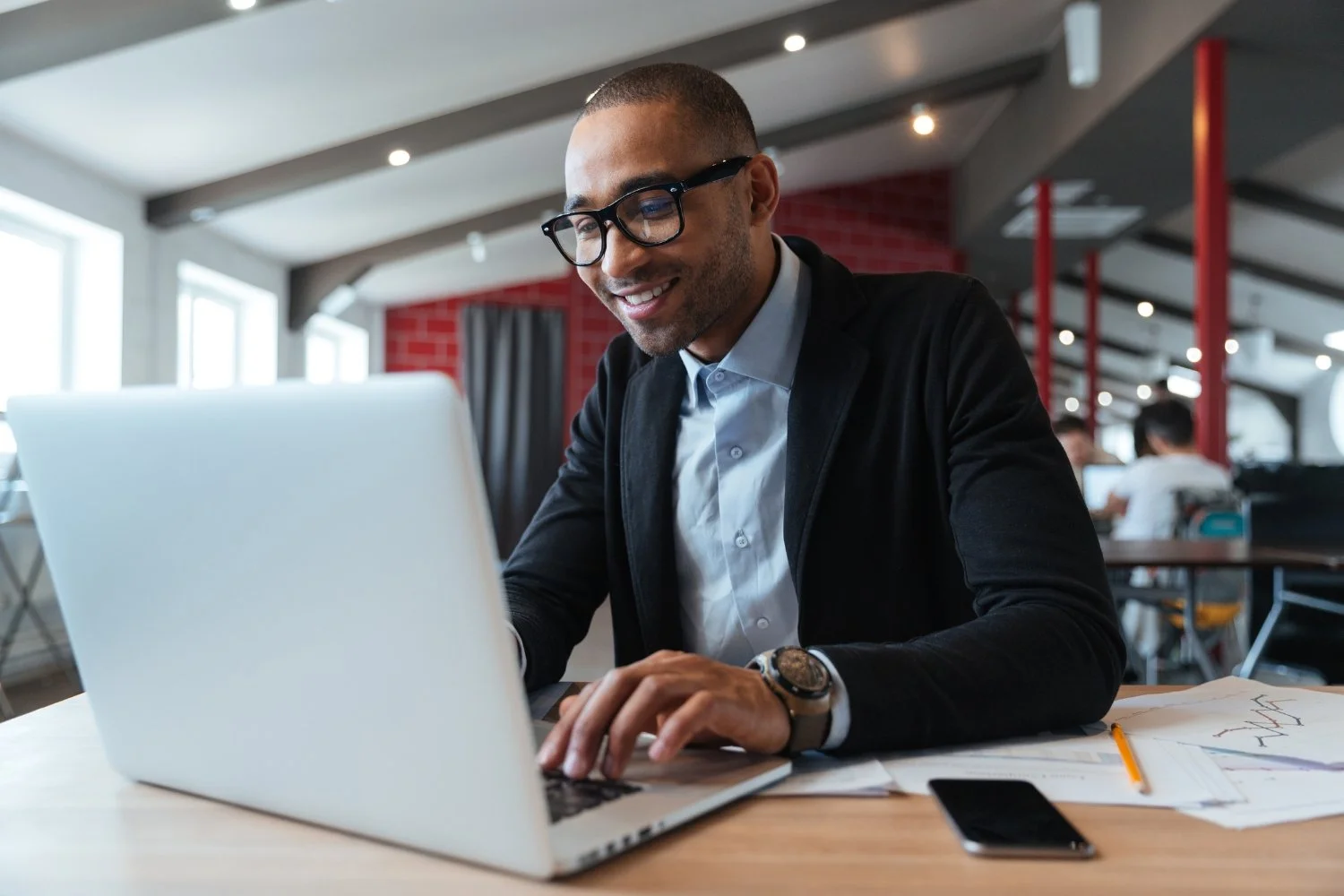 Seven Reasons Why AI Won’t Replace Grant Writers