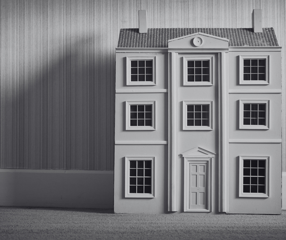 Before You Write Another Prompt, Build “Rooms” in the “House”