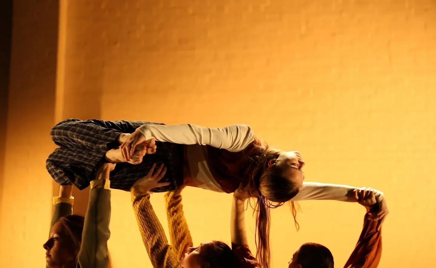 3Fall Dance Company 2026 ❤️&zwj;🔥 

Coming back to shoot 3Fall always feels really special and this year was no different x

I look forward to sharing lots more photos of these gorgeous dancers 

Choreography: @luke.does.dances 
Dancer: @movingwithc