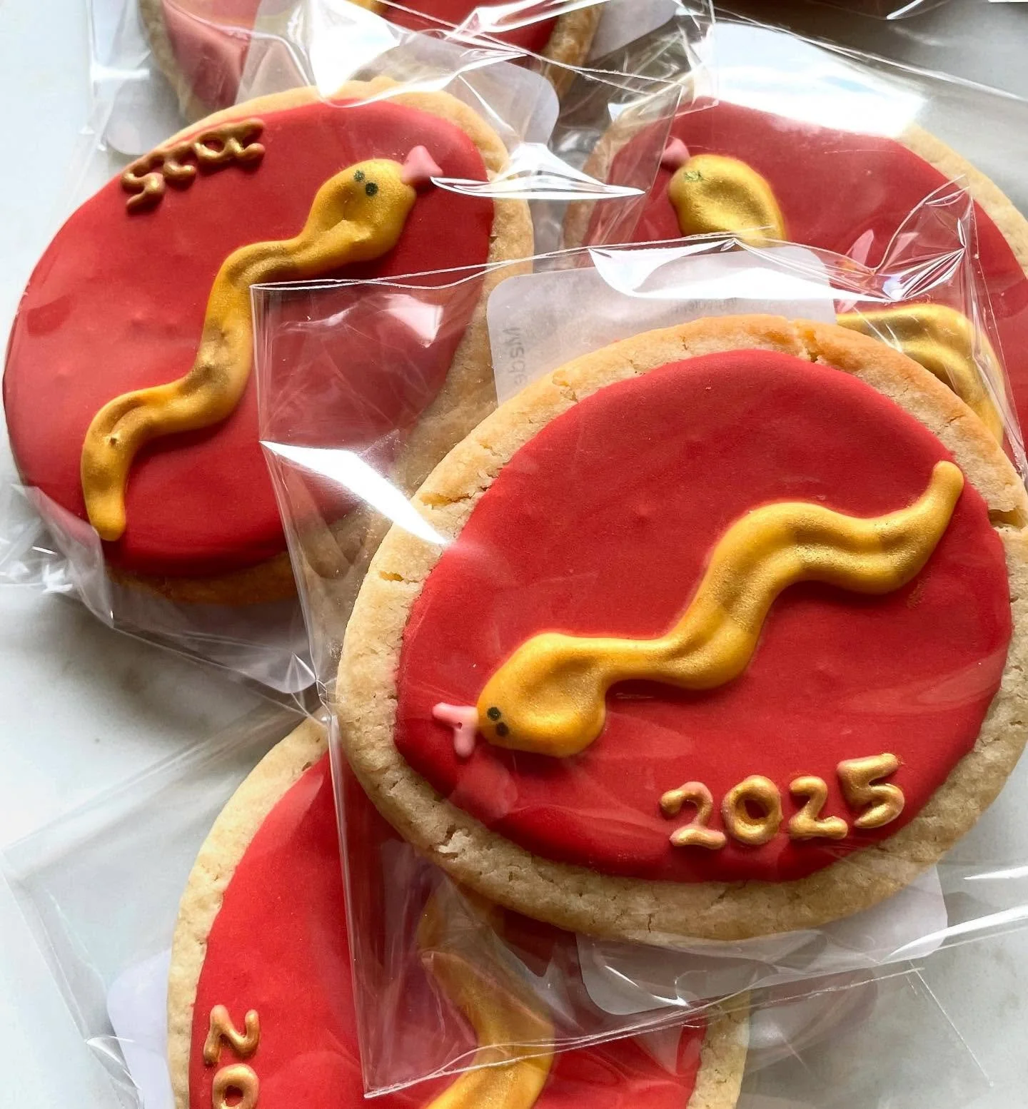 Year of the snake cookies for a very special baby&rsquo;s first month ❤️🐣 It&rsquo;s always an honor to create treats for your milestones and celebrations! If you&rsquo;re in need of custom treats, you can place your order on the custom orders page 