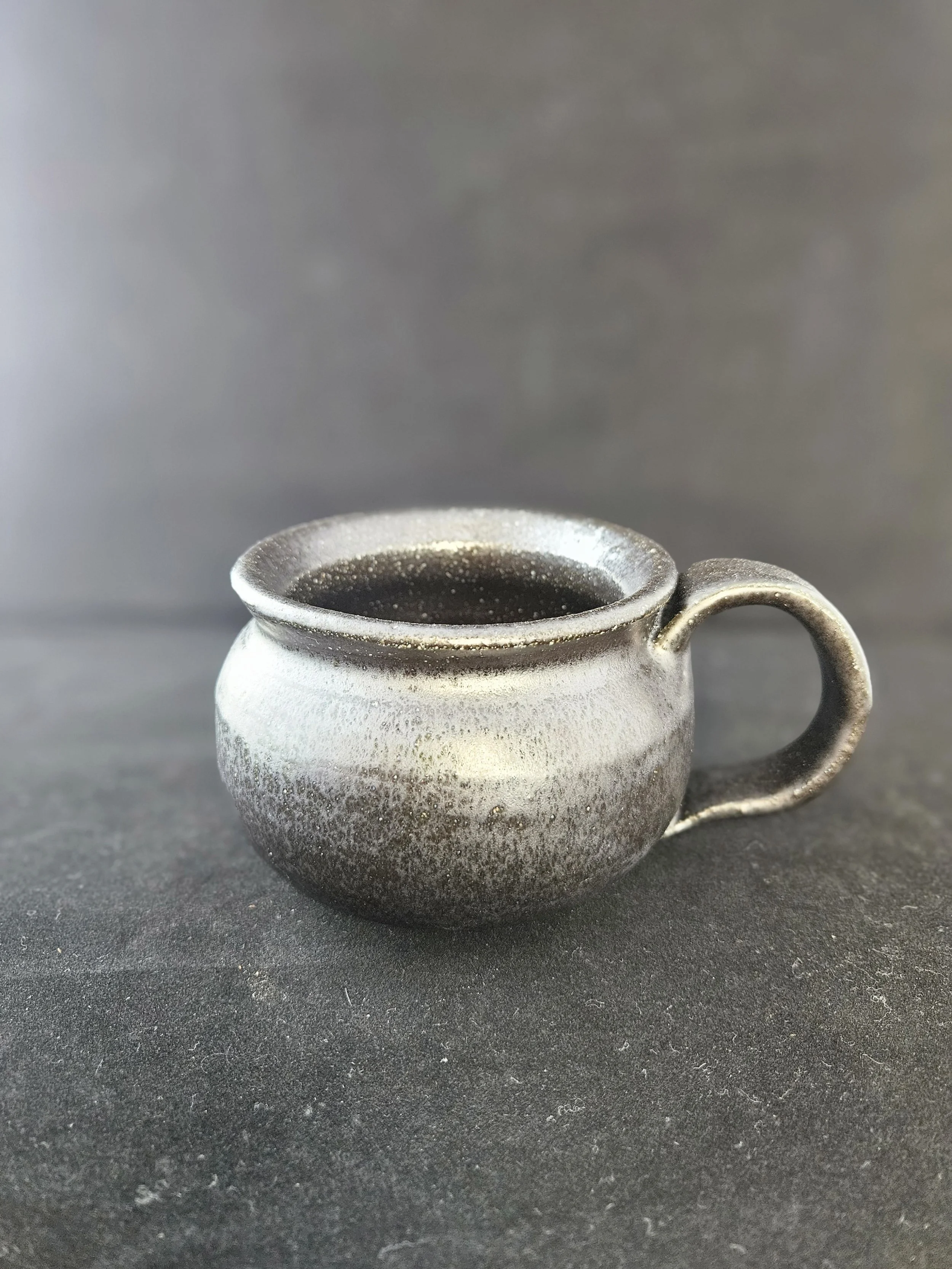 Cauldron mug 