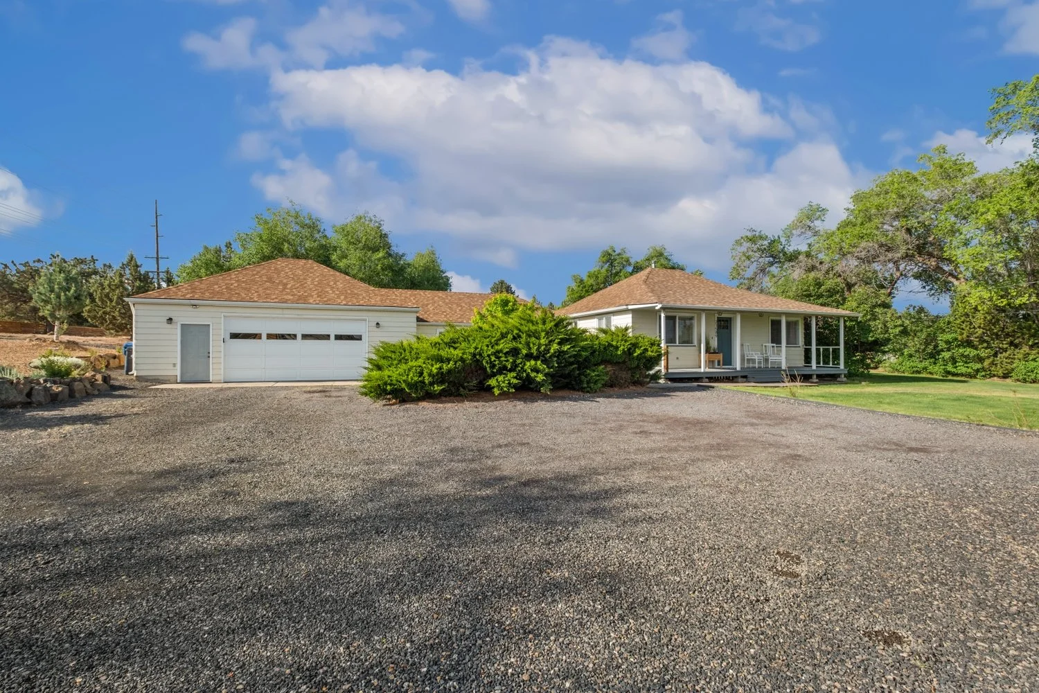 21589 Bear Creek Road Bend, OR 97701