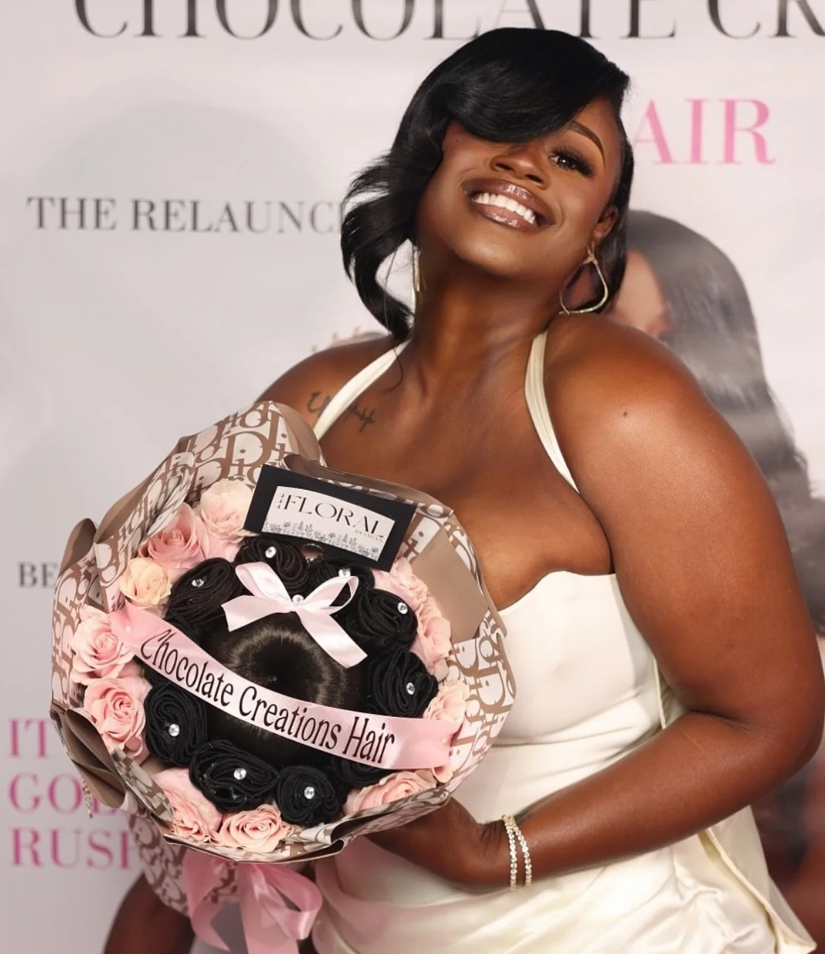 Beautiful boss babes deserve flowers too 😍💖💐