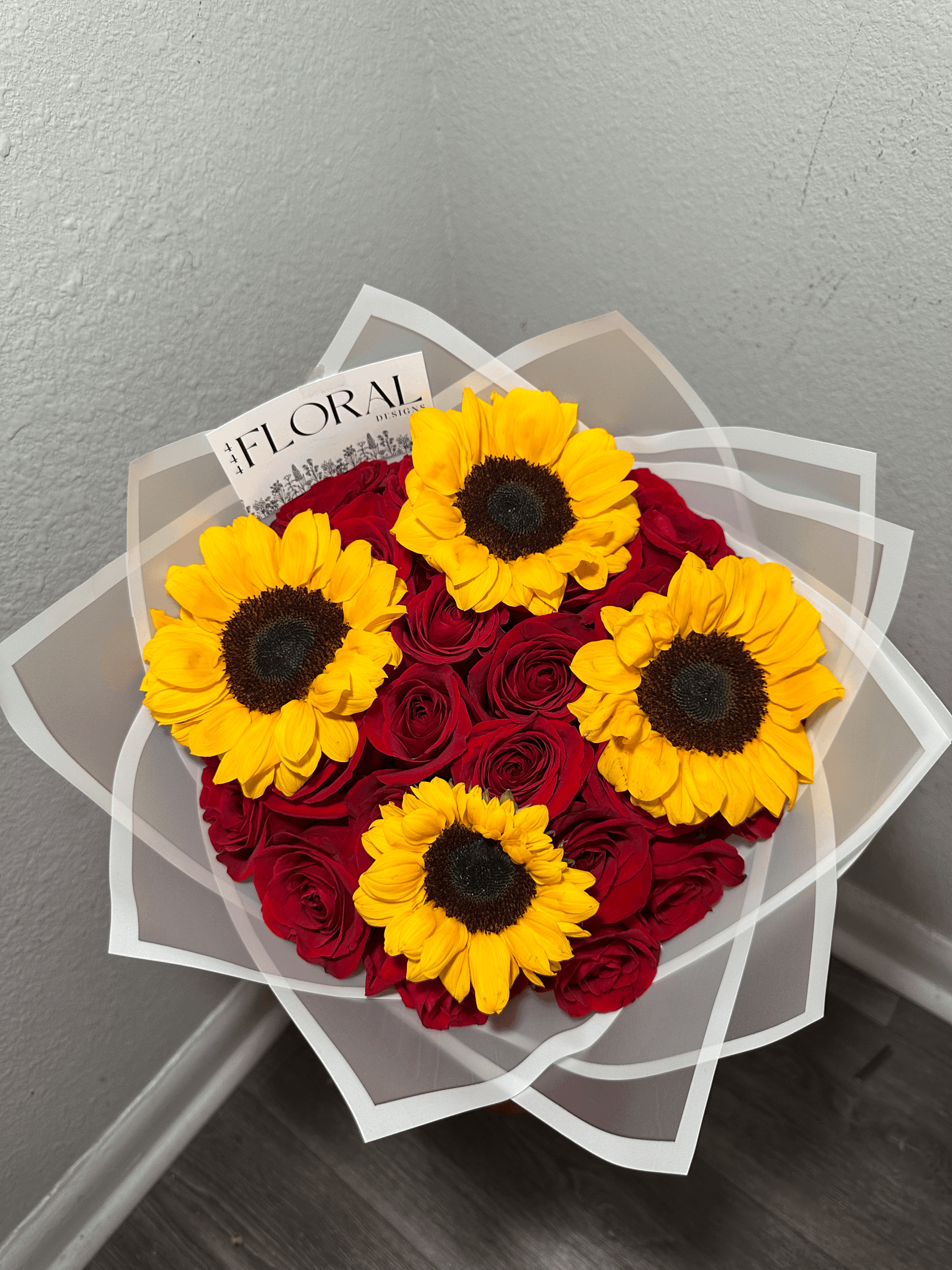 The Sunny Rose Bouquet