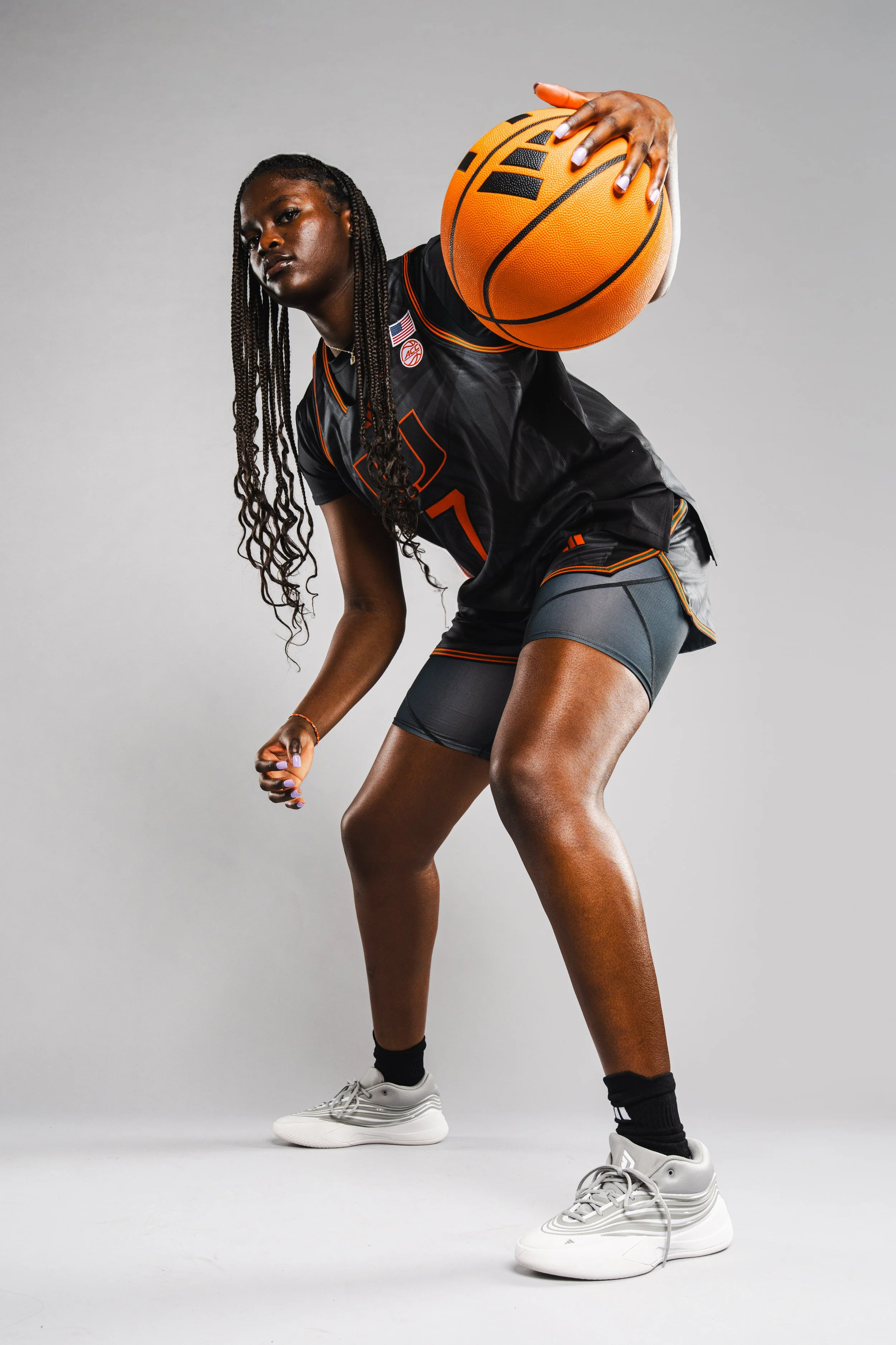 WBB_EC_GREYUNI_209104.jpg