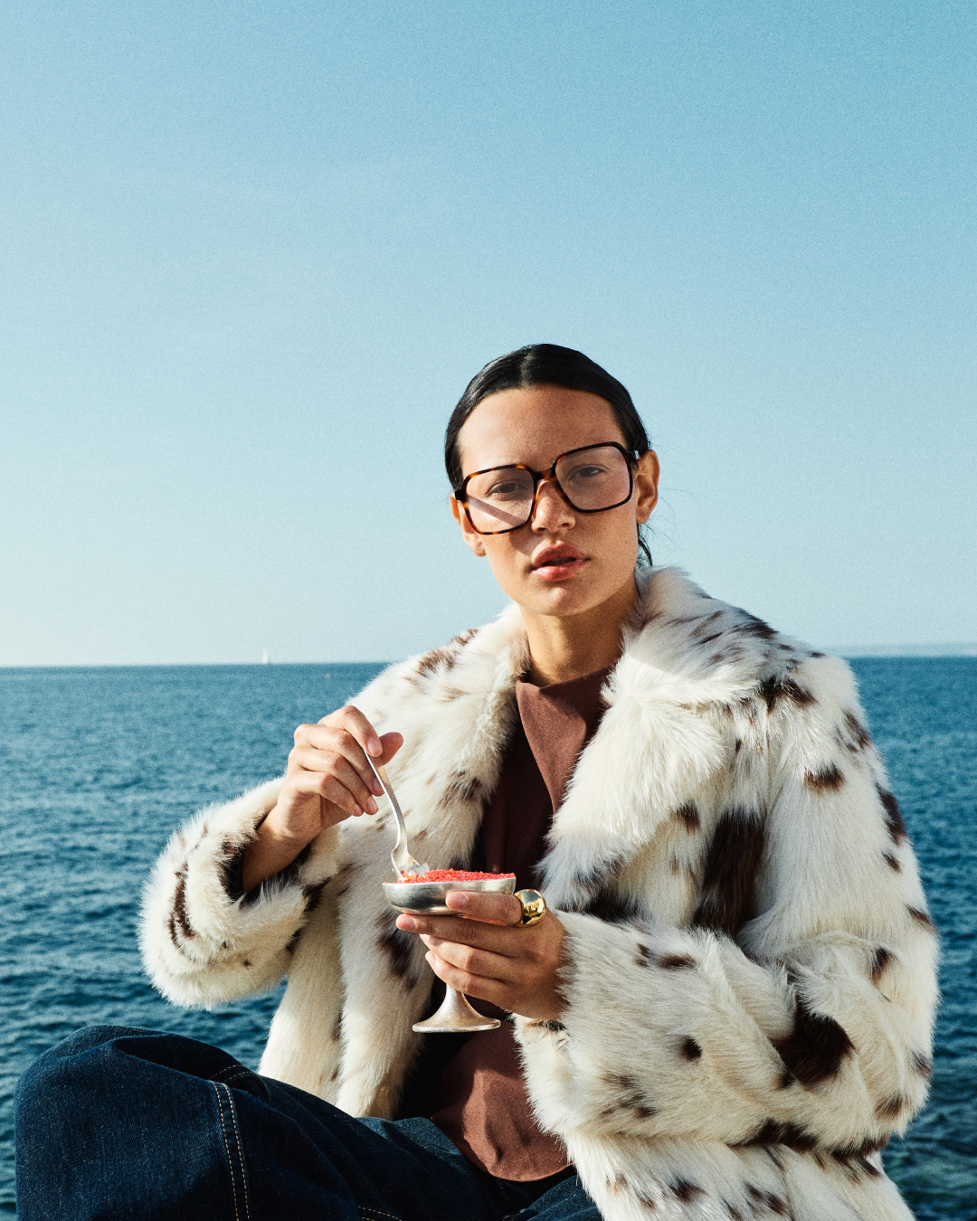 P0713-H653e-M_WOMAN_2.png