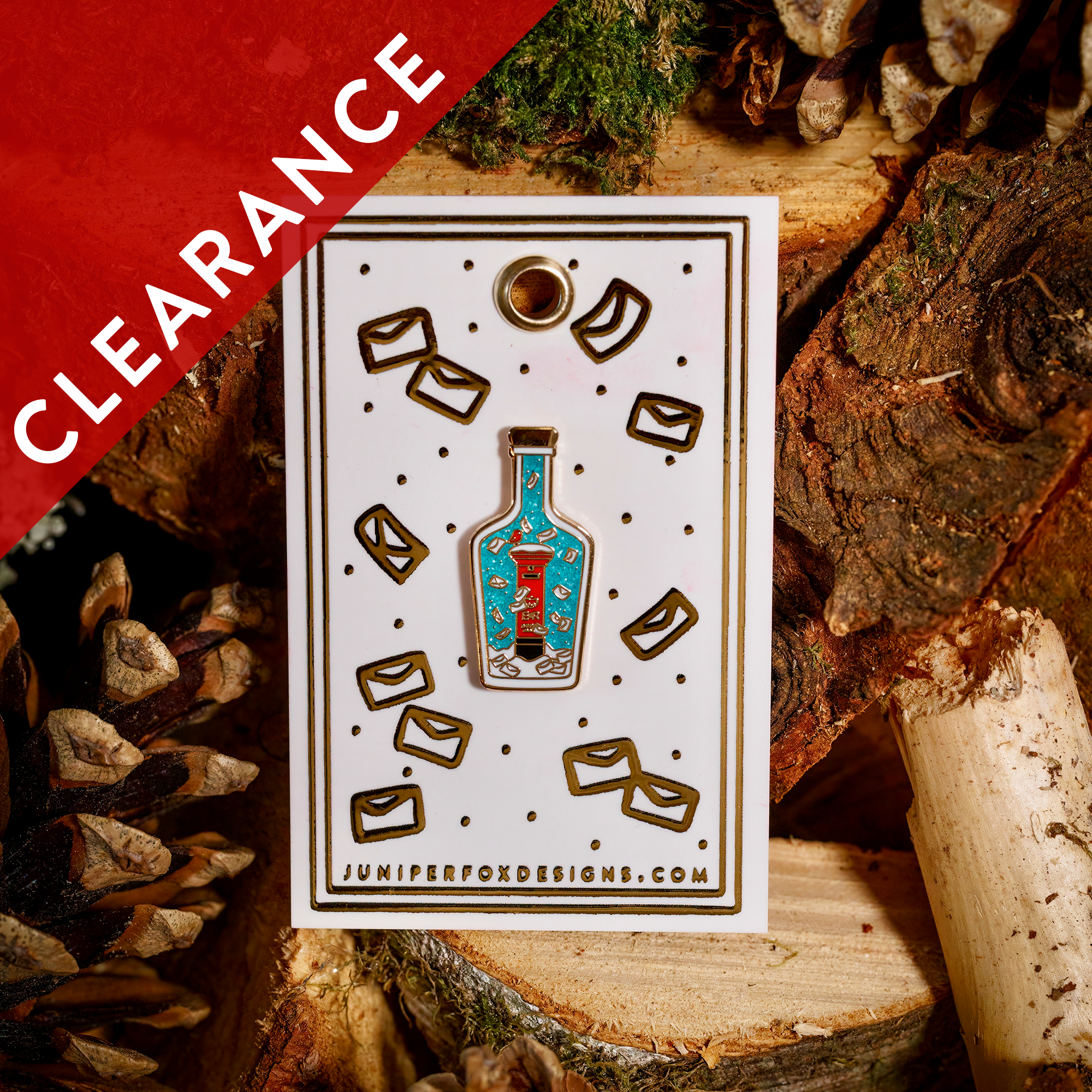 CLEARANCE: Postbox Enamel Pin