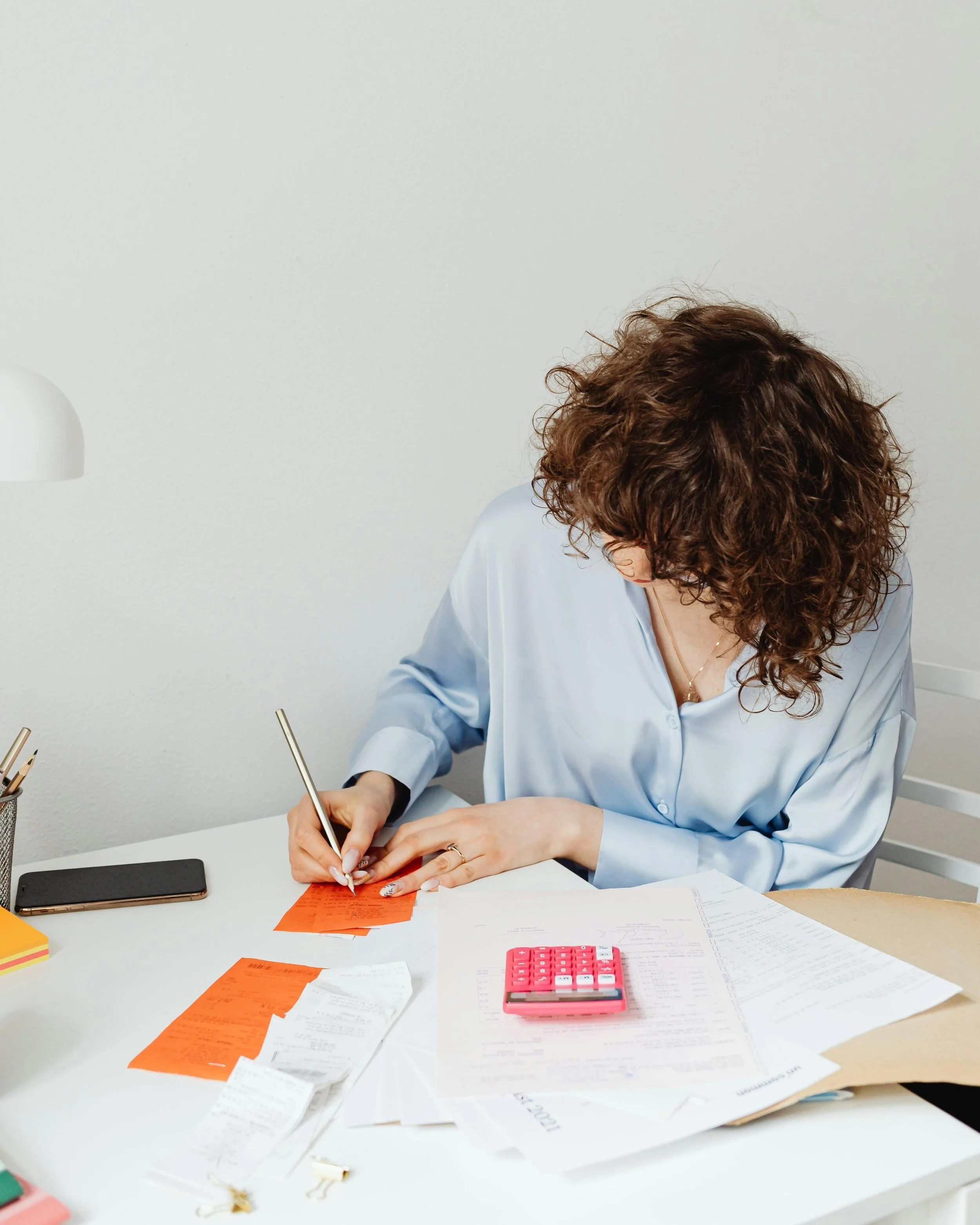 How to Track and Manage Business Expenses for Tax Purposes: A Guide for Entrepreneurs