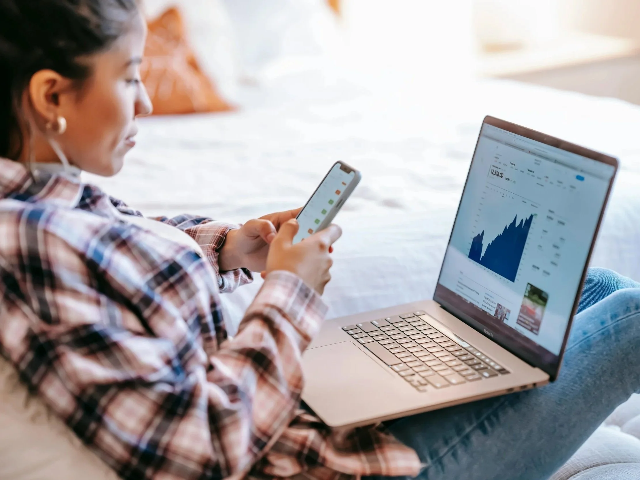 Should I Hold or Sell My ESPP Shares? A Guide to Making the Most of Your Employee Stock Purchase Plan