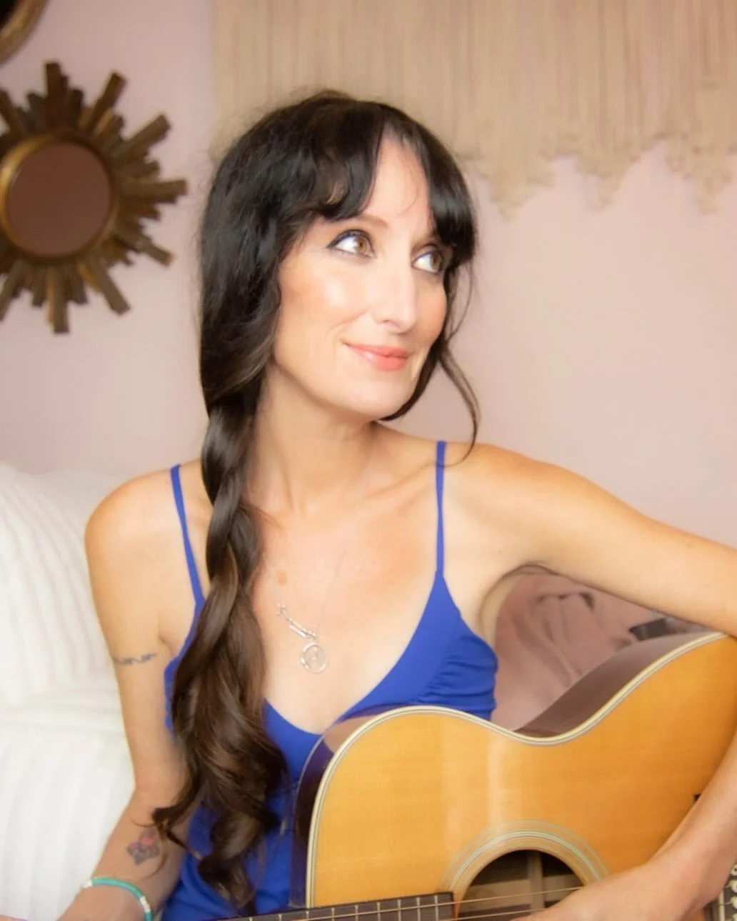 Wishing a very Happy Birthday today to Maria Taylor!!! 🎂