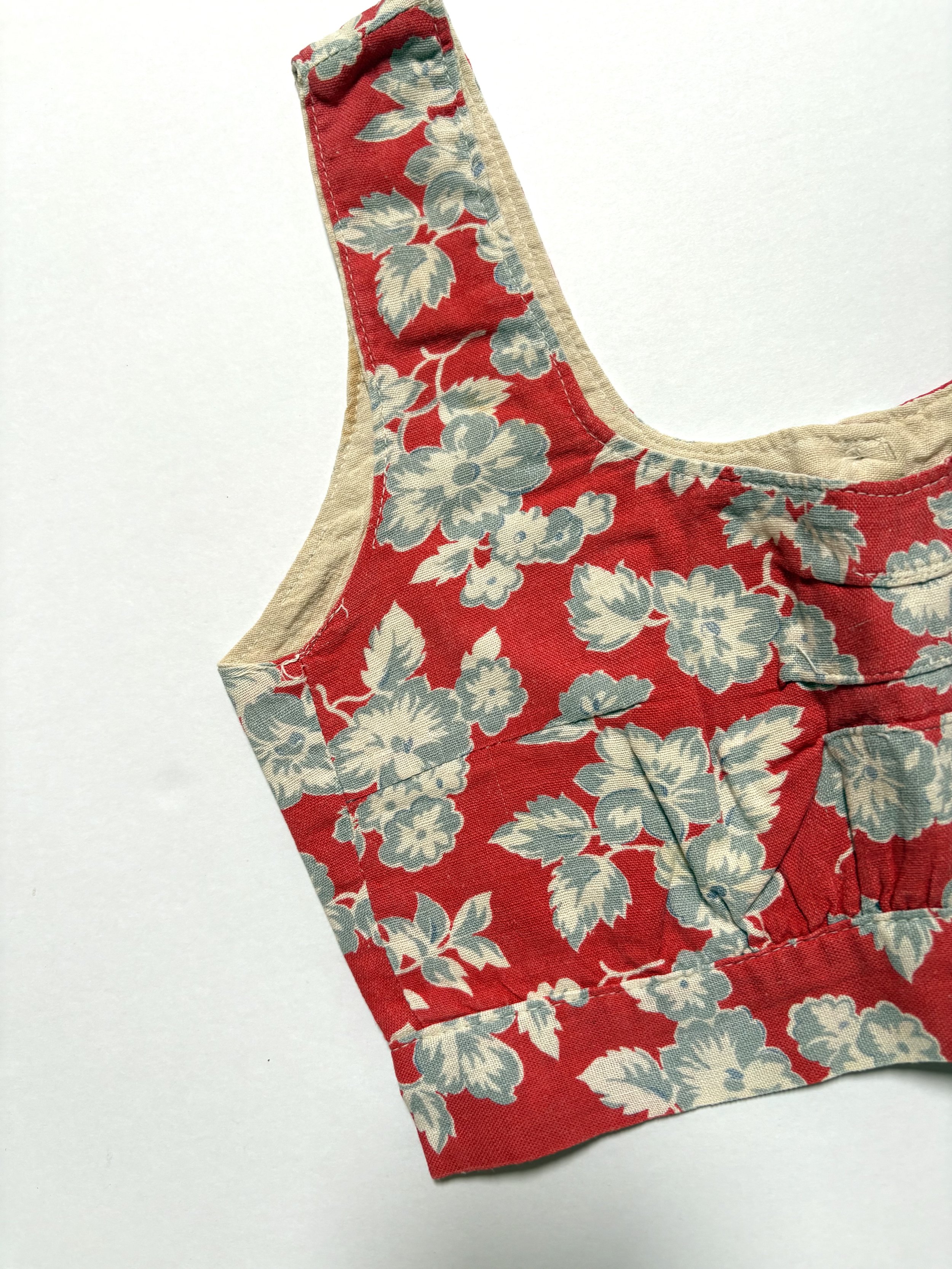 VINTAGE CROP VICTORIAN TOP