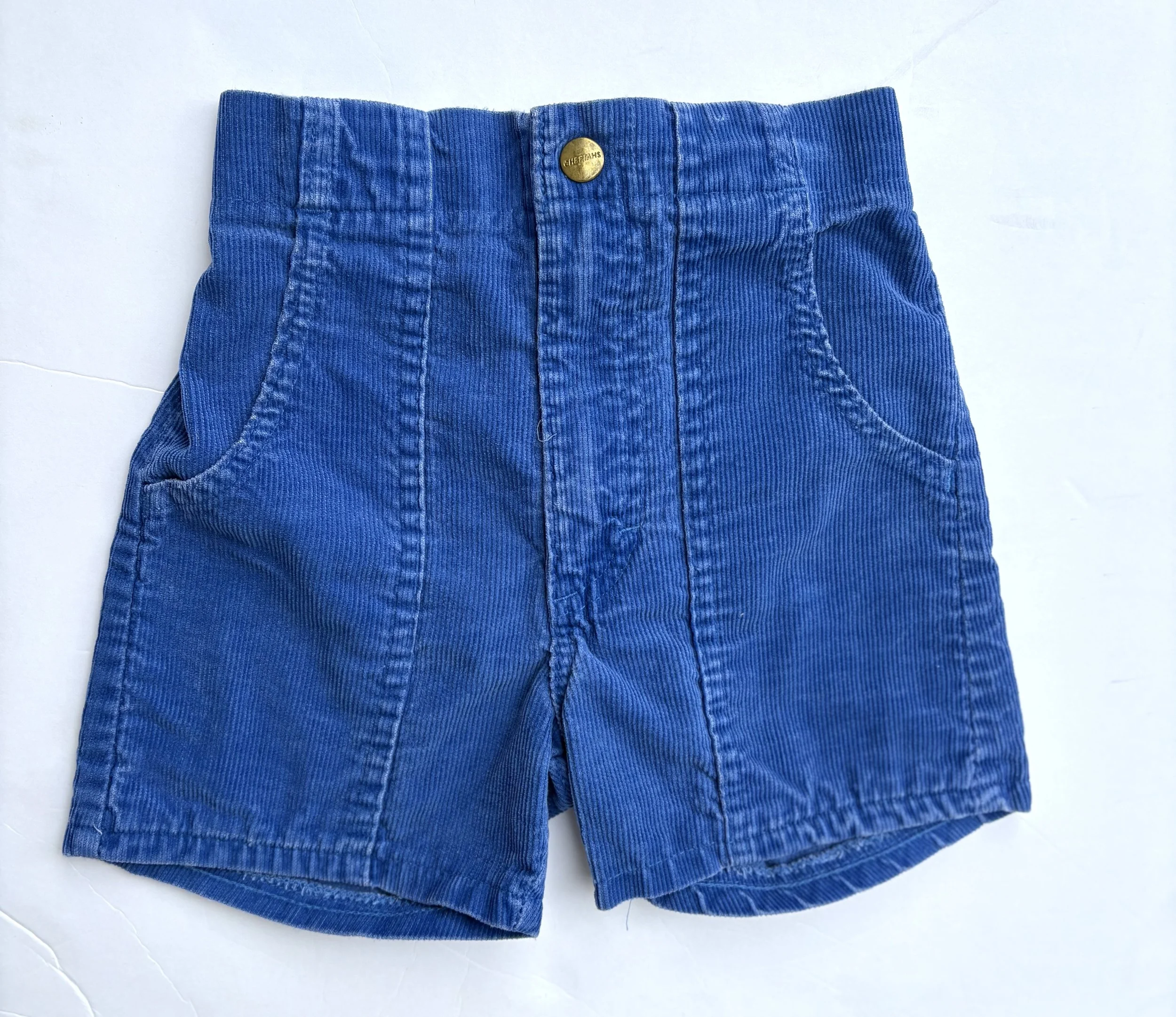 VINTAGE CHEETAHS CORDUROY SHORTS