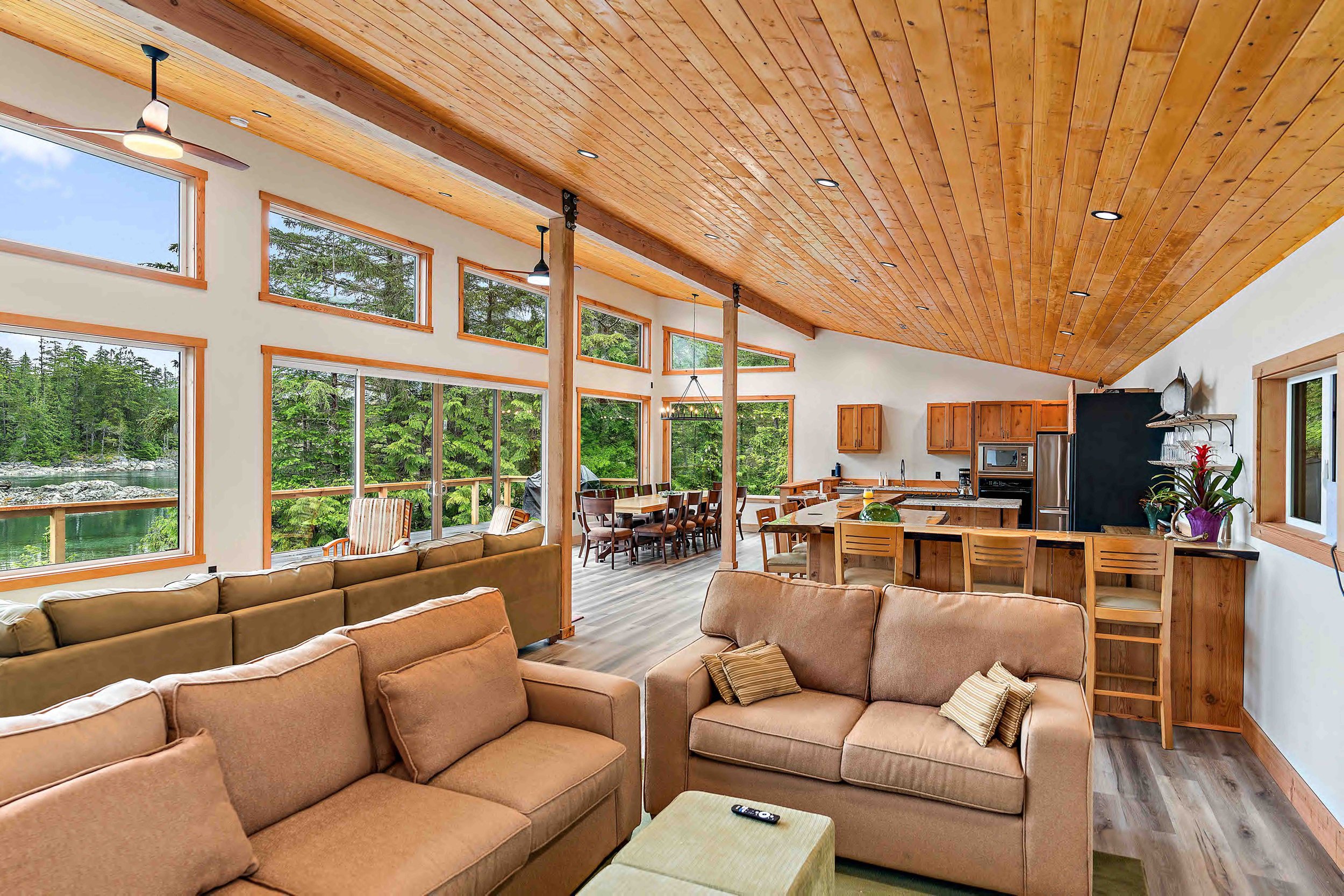 Living Kitchen View.jpg