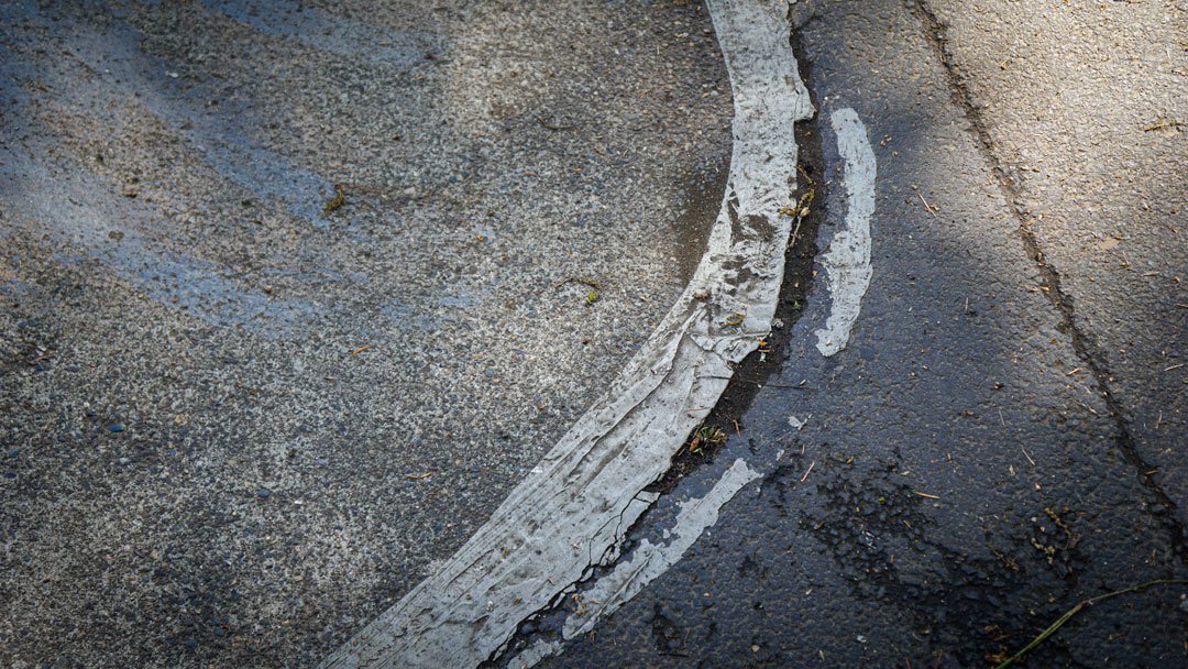Lots of cement - asphalt seams to repair
